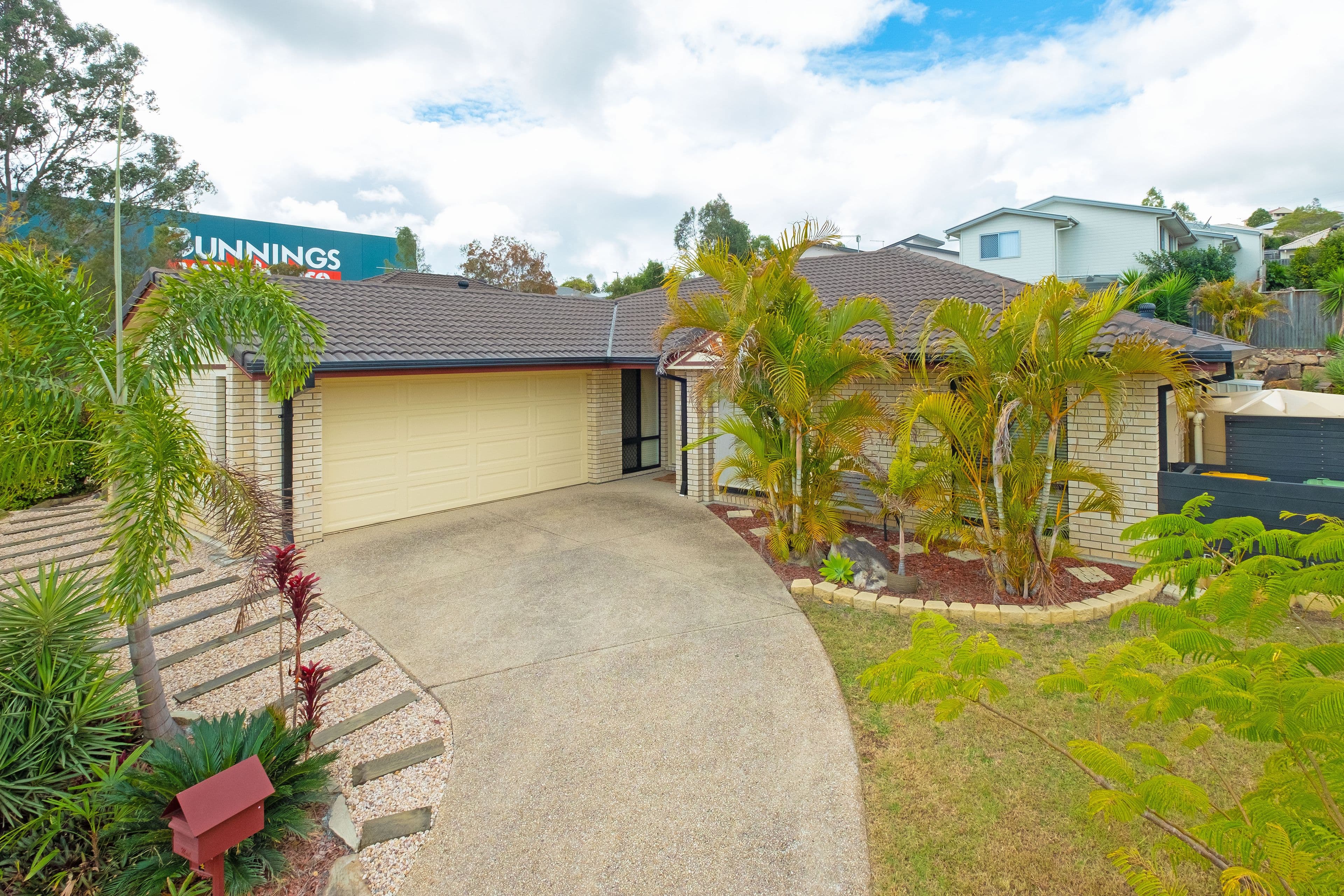 4 Barber Court, Waterford QLD 4133, Waterford - Image 1