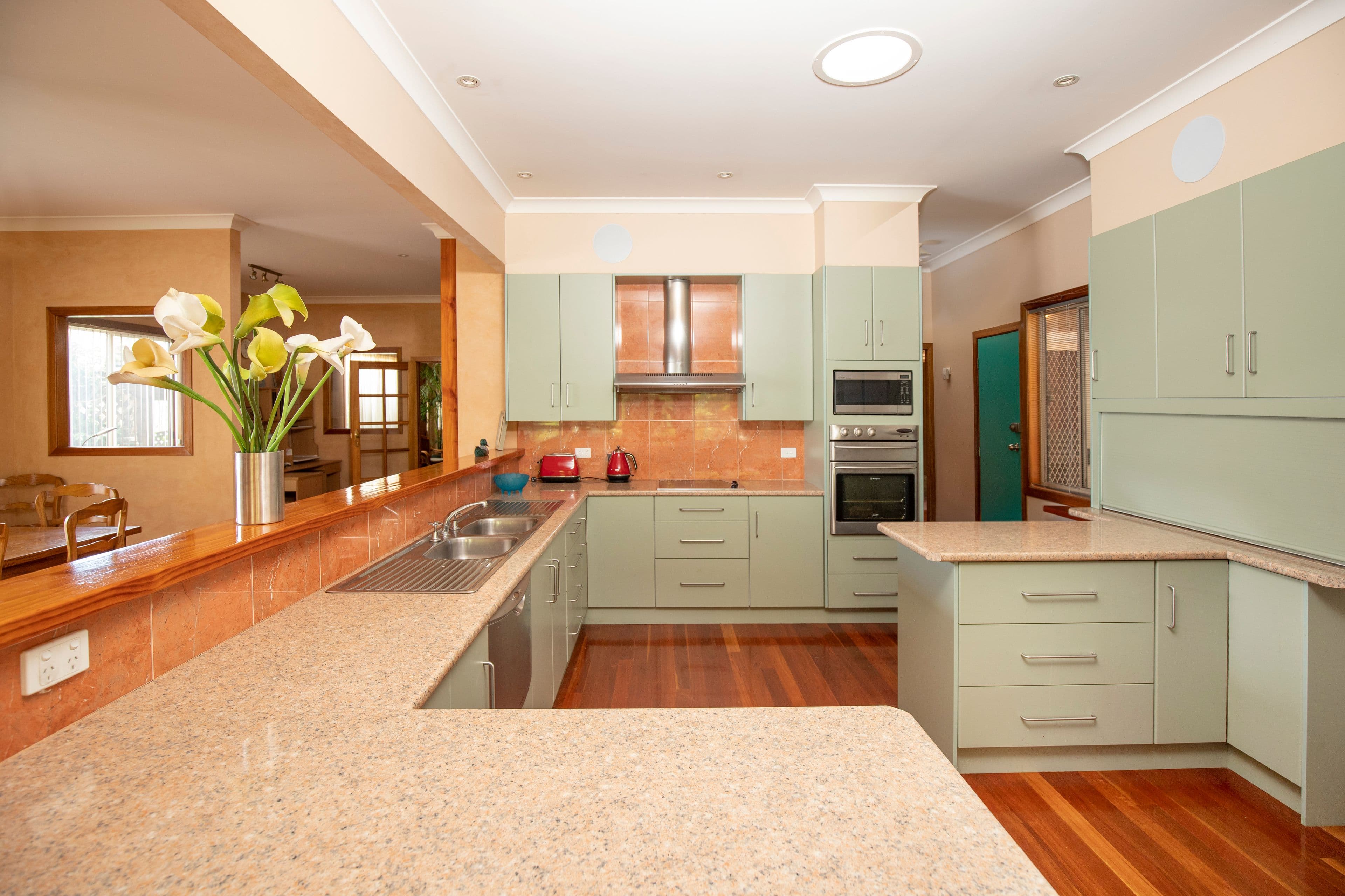 119 Church Street, Gloucester - Thumbnail 2