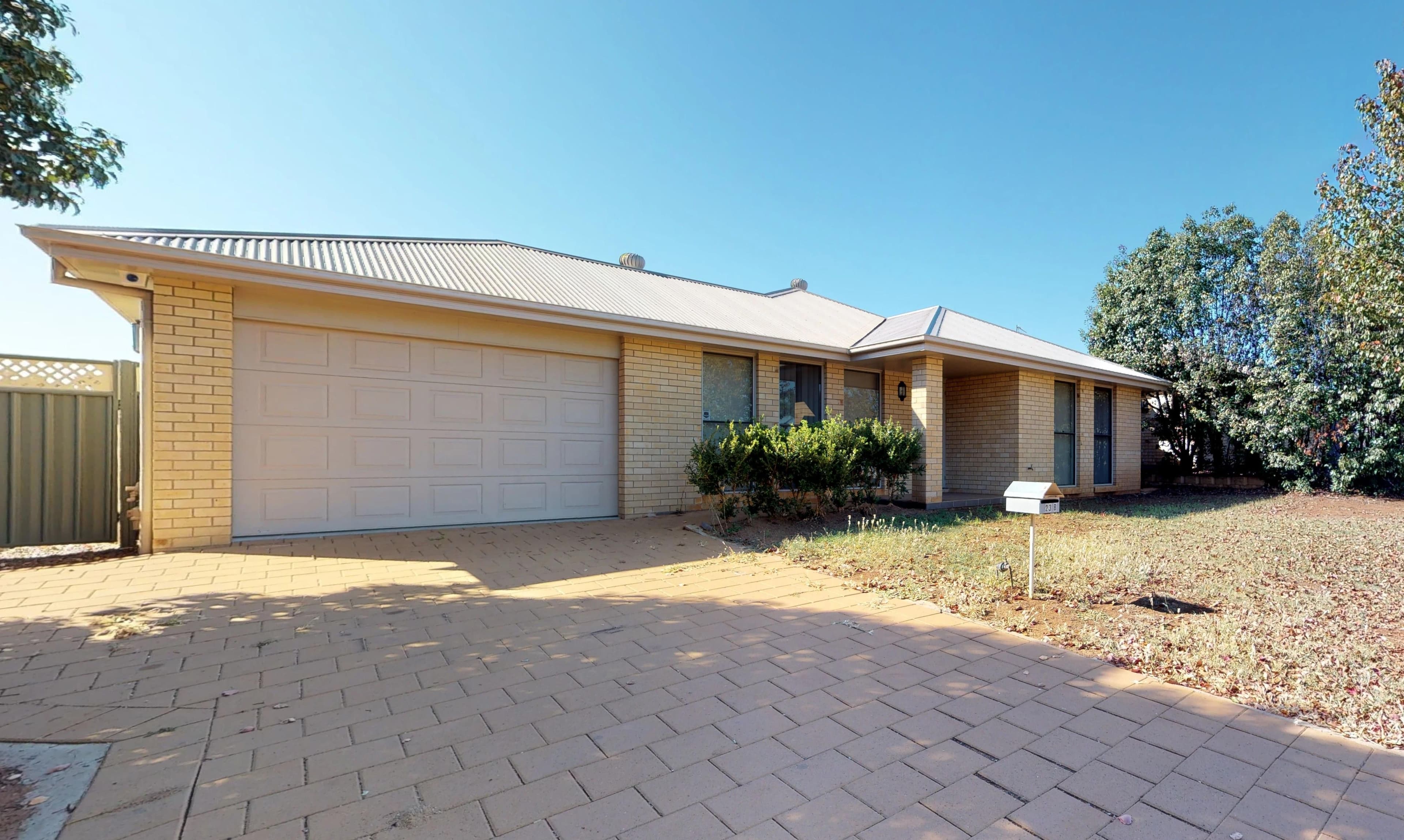 23A & 23B Dunheved Circuit, Dubbo NSW 2830, Dubbo - Thumbnail 2