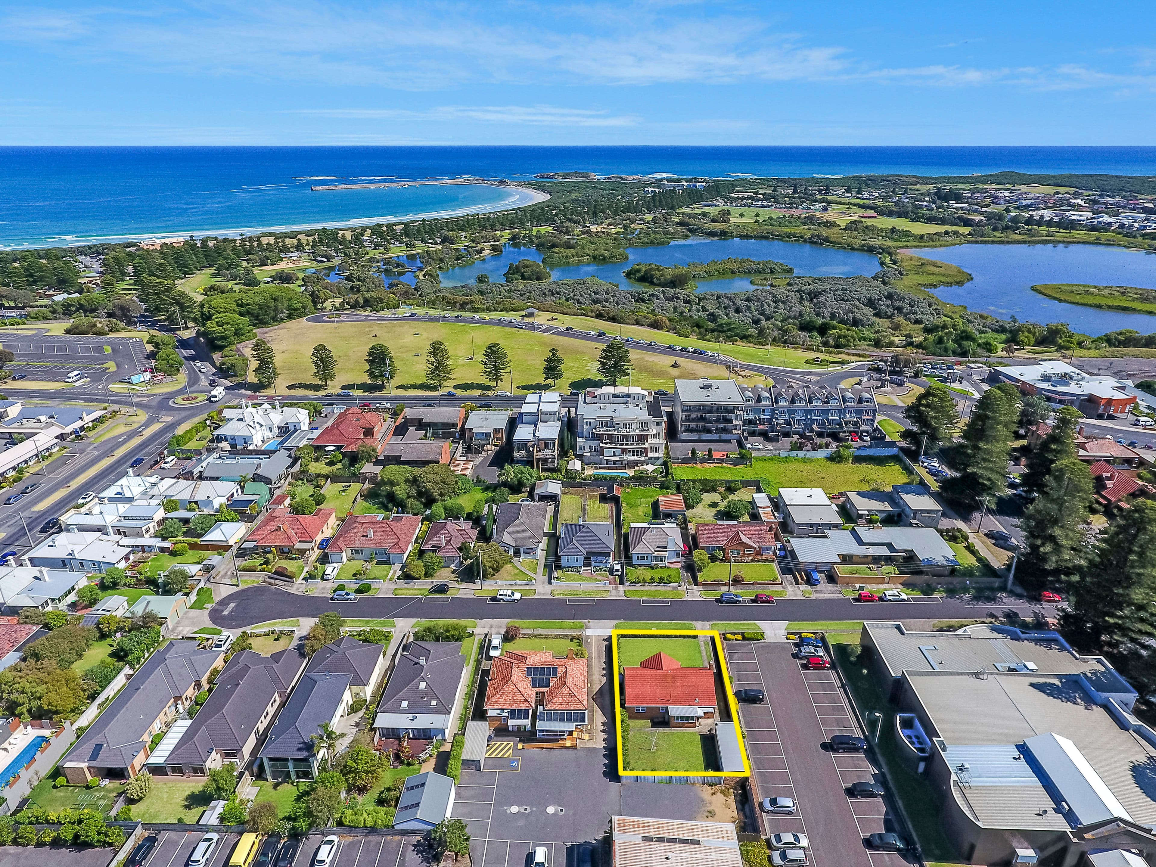 16 Smith Avenue, Warrnambool VIC 3280, Warrnambool - Thumbnail 2
