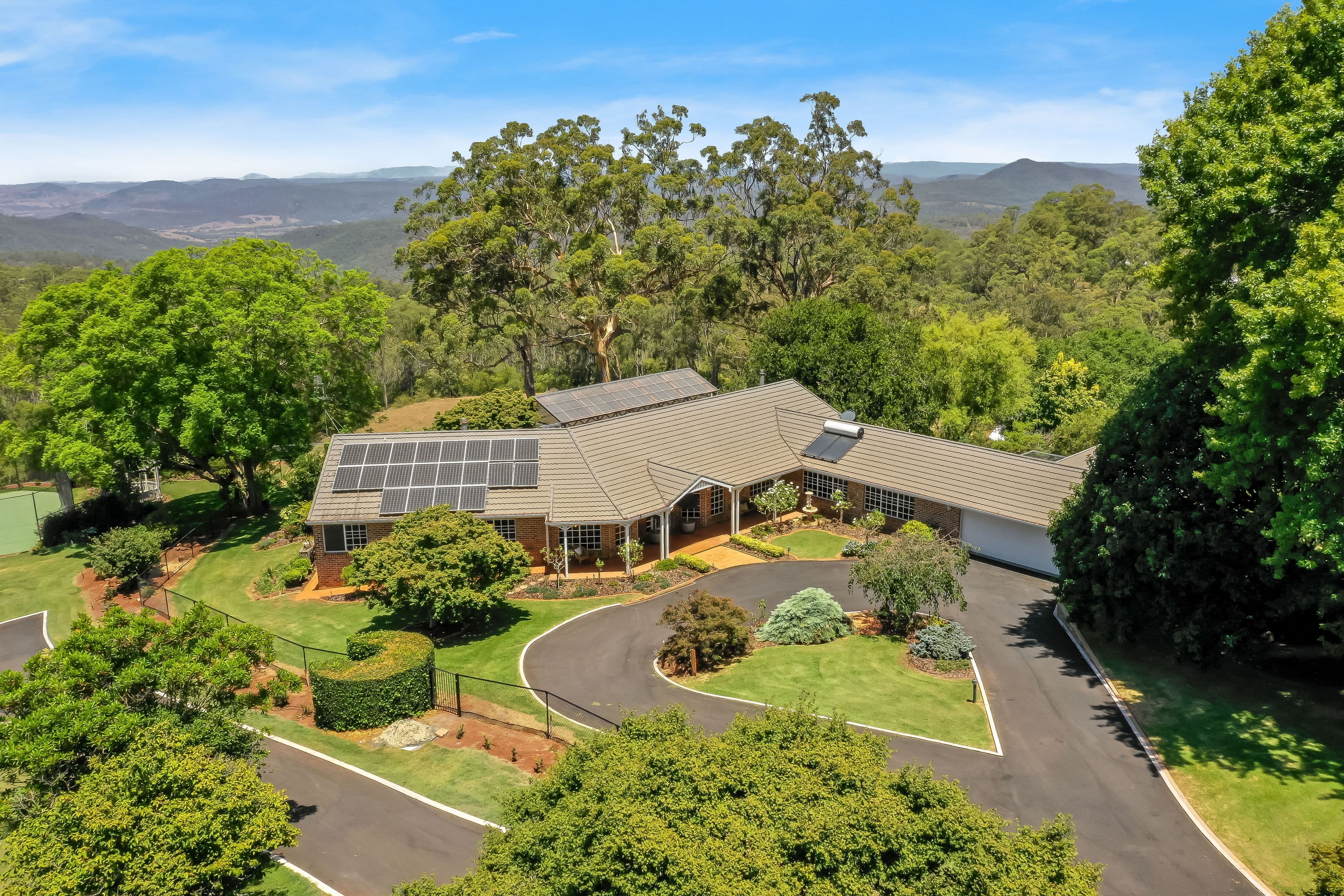 10 Flagstone Creek Road, Middle Ridge QLD 4350, Middle Ridge - Image 1