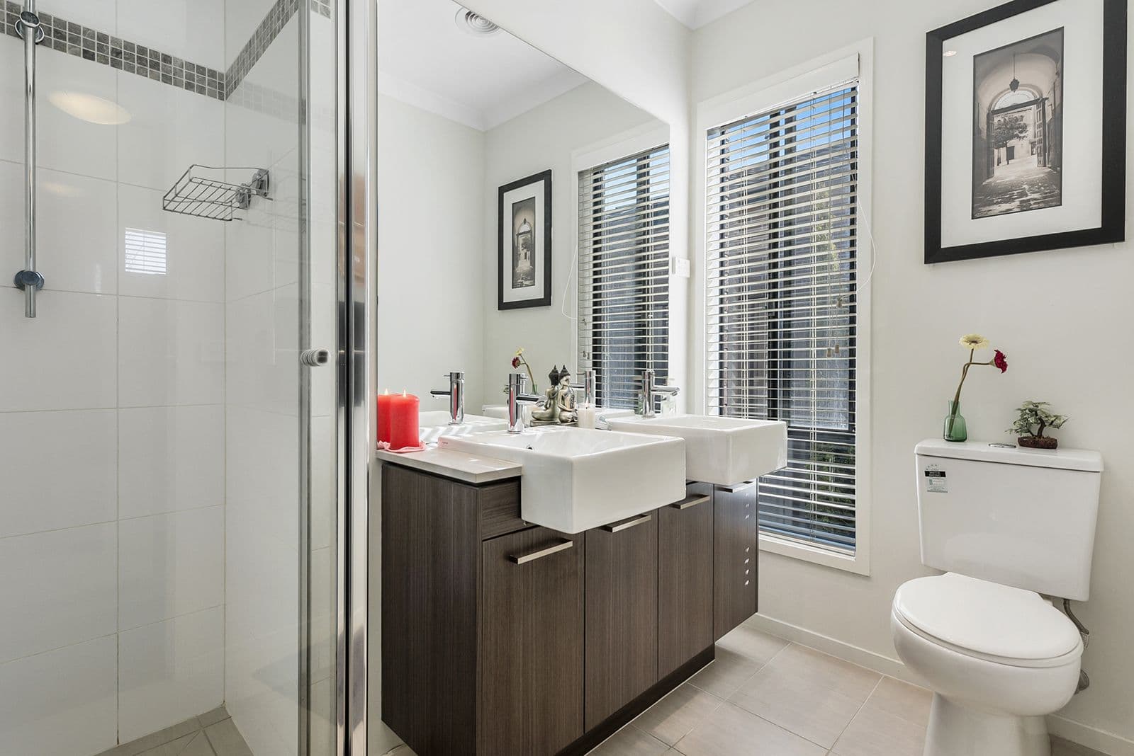25 Brickwood Circuit, Craigieburn VIC 3064, Craigieburn - Thumbnail 3