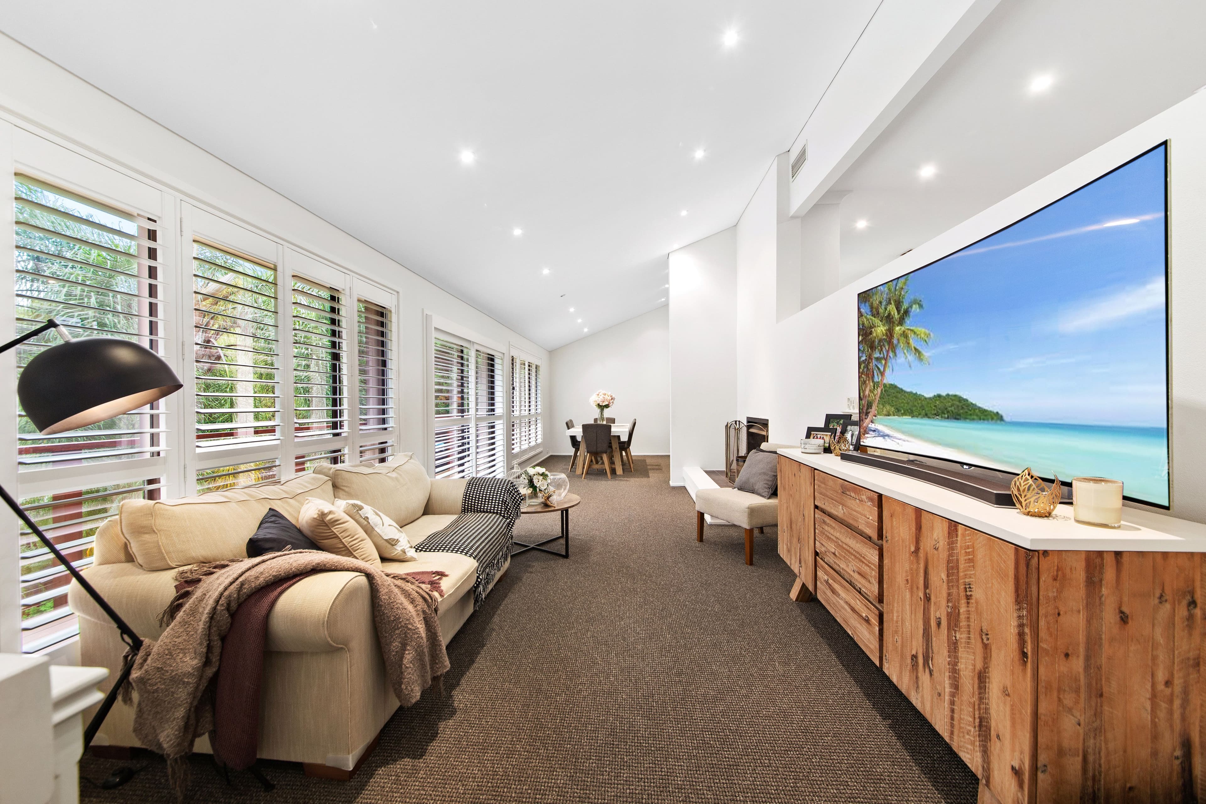 19 Needlebrush Close, Alfords Point - Thumbnail 3