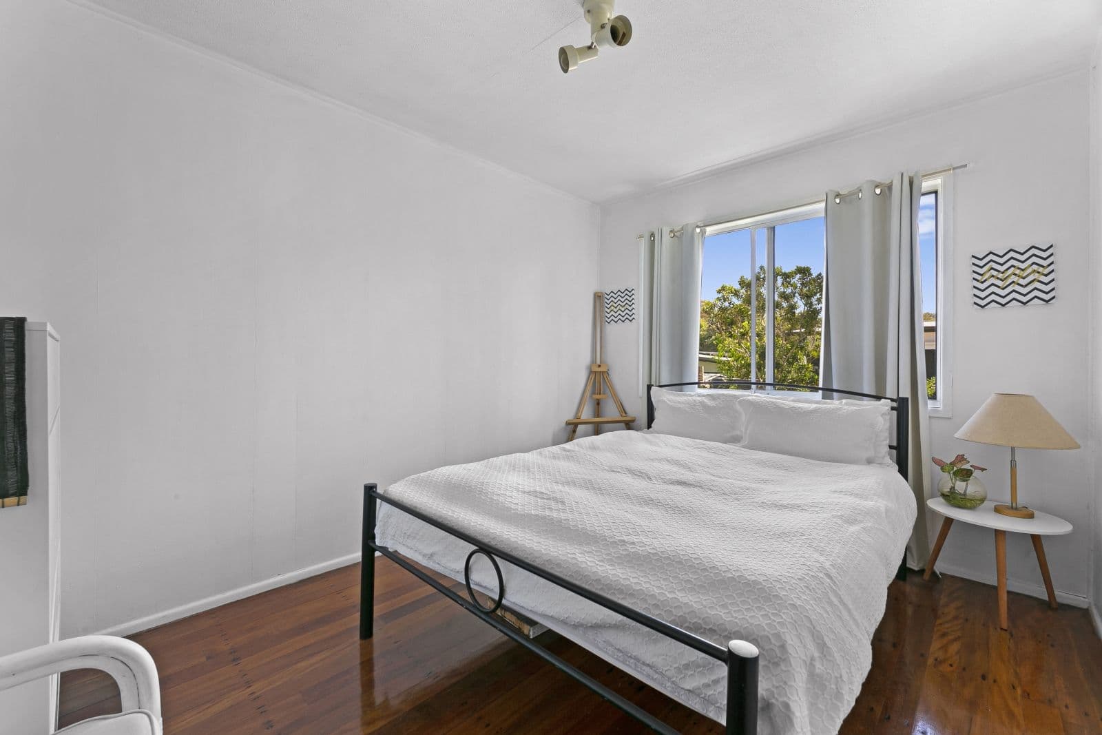 5 Raymond Avenue, Bundall QLD 4217, Bundall - Thumbnail 7