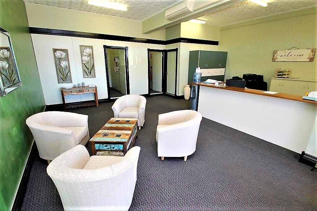 230 George Street, Quirindi - Thumbnail 2