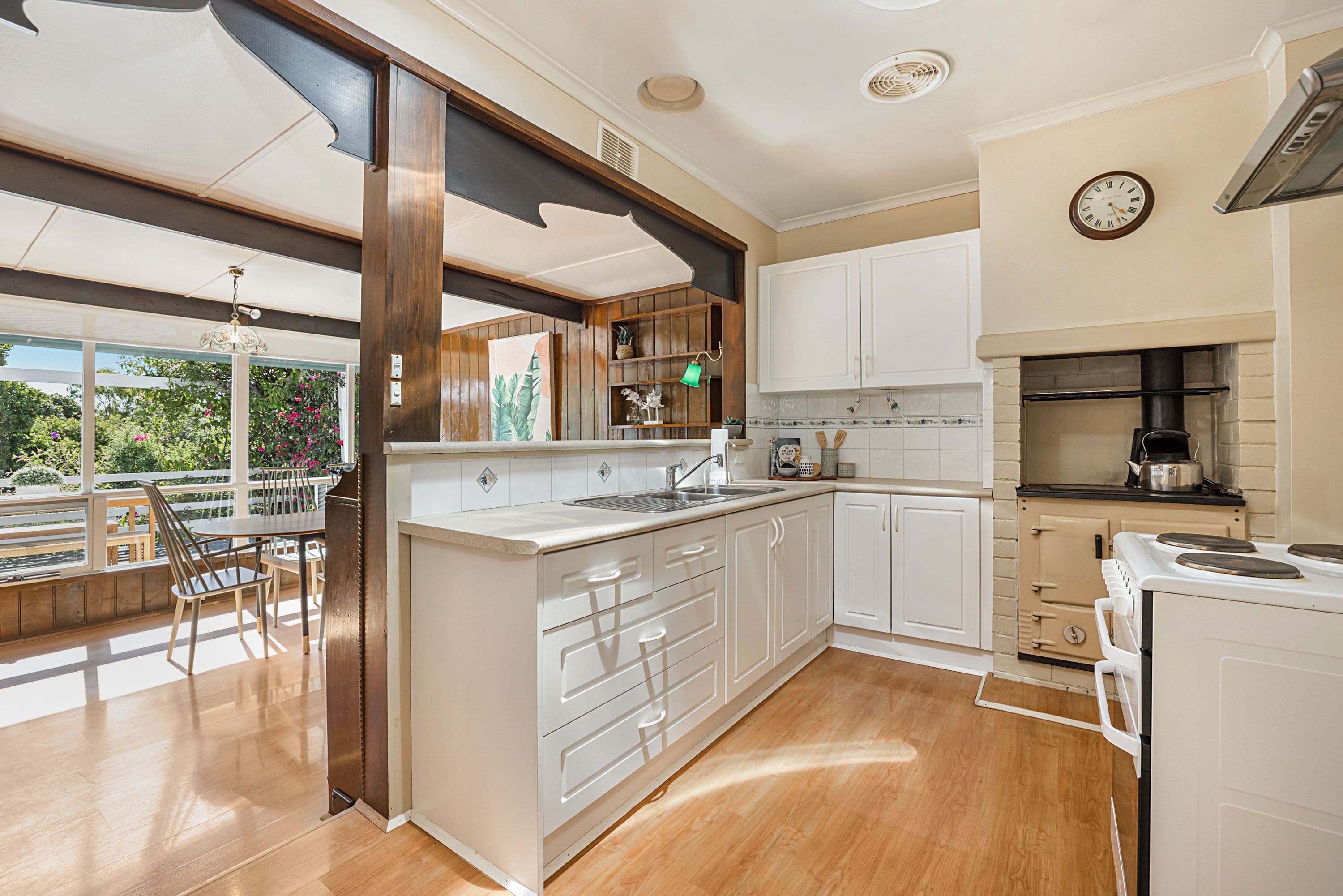 22 Barton Avenue, Ferntree Gully VIC 3156, Ferntree Gully - Thumbnail 4