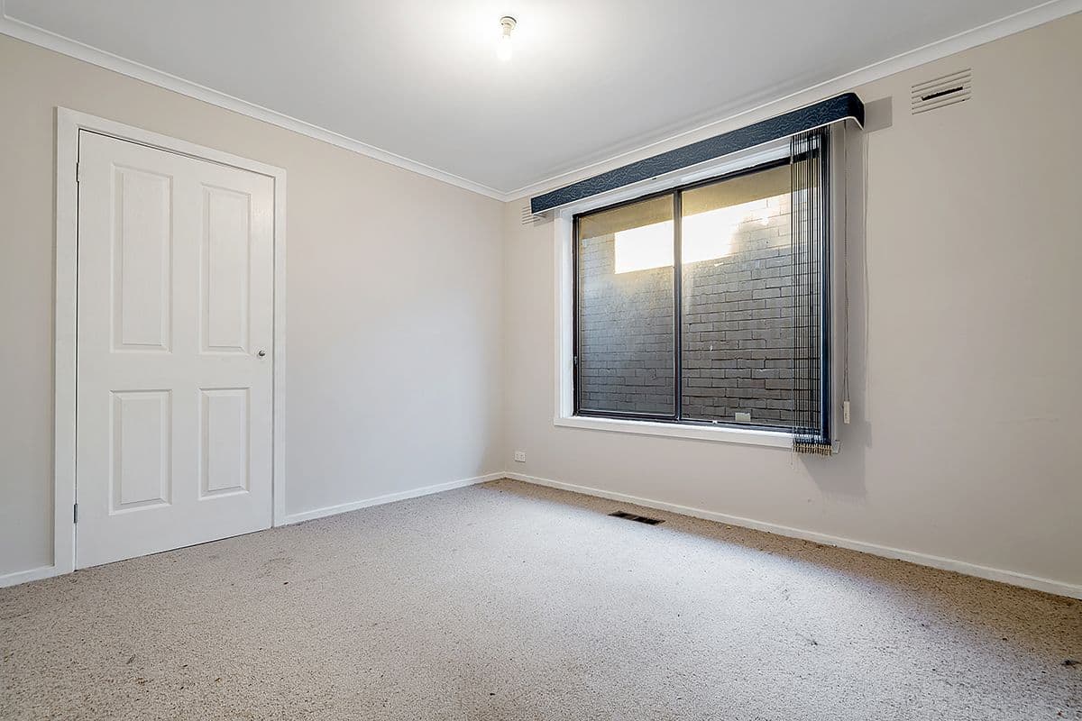 92 Hothlyn Drive, Craigieburn VIC 3064, Craigieburn - Thumbnail 3