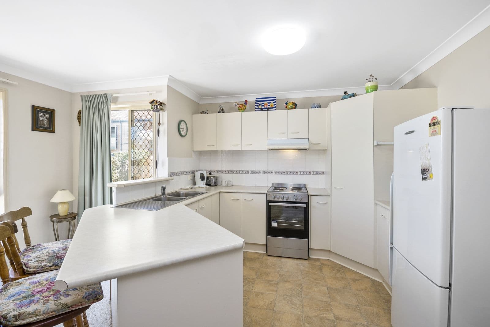 7 Samuel Street, Woody Point QLD 4019, Woody Point - Thumbnail 6