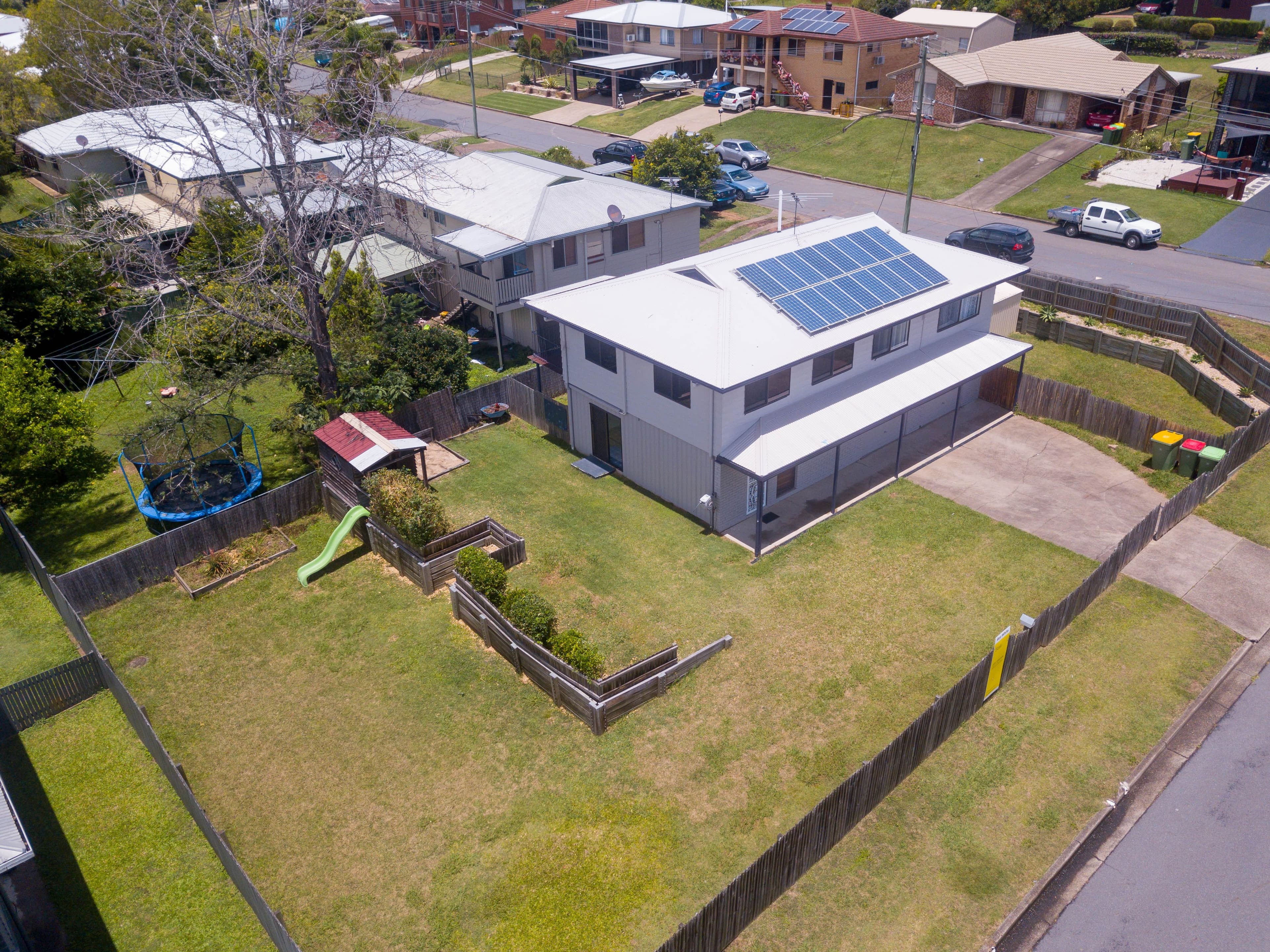 8 Skinner Crescent, Silkstone QLD 4304, Silkstone - Image 1