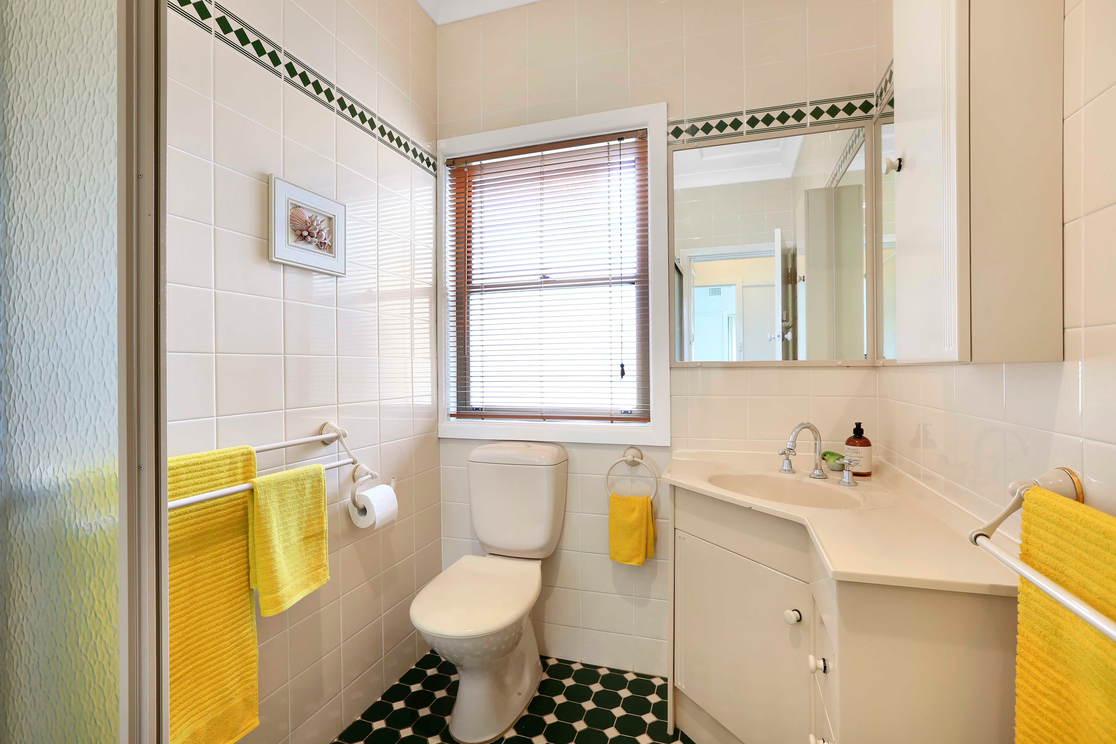 6 Kanangur Avenue, Gymea - Thumbnail 6