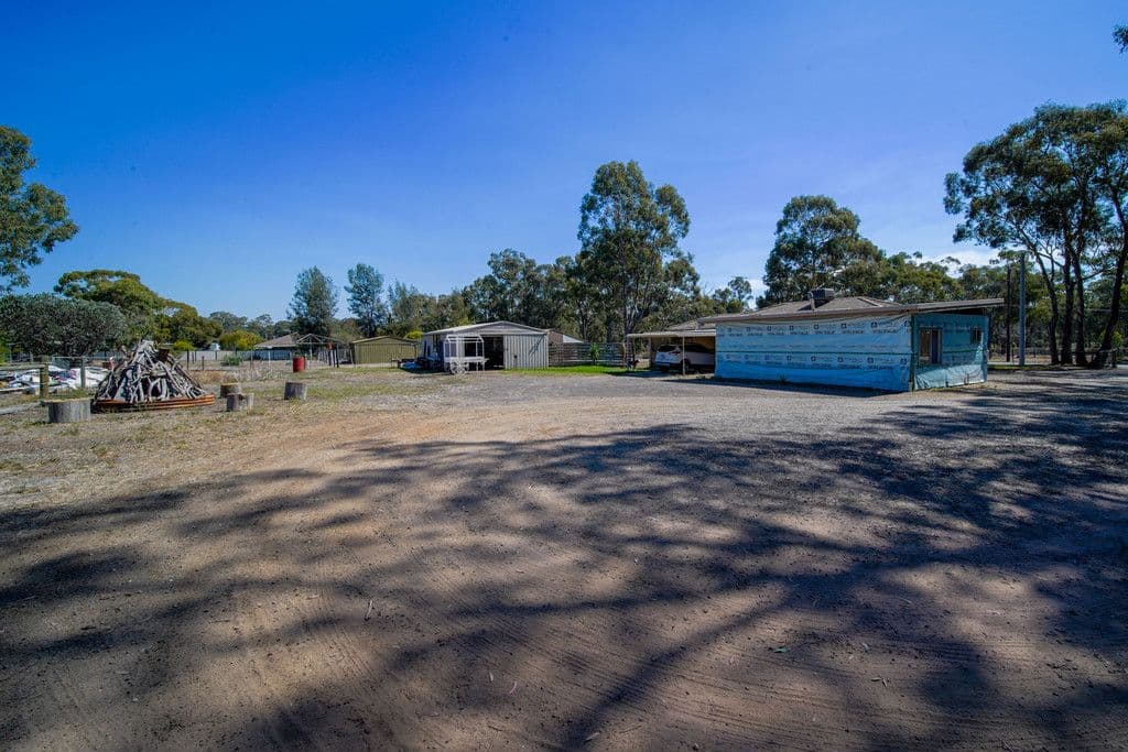 60 Golf Course Road, Ascot VIC 3364, Ascot - Thumbnail 5