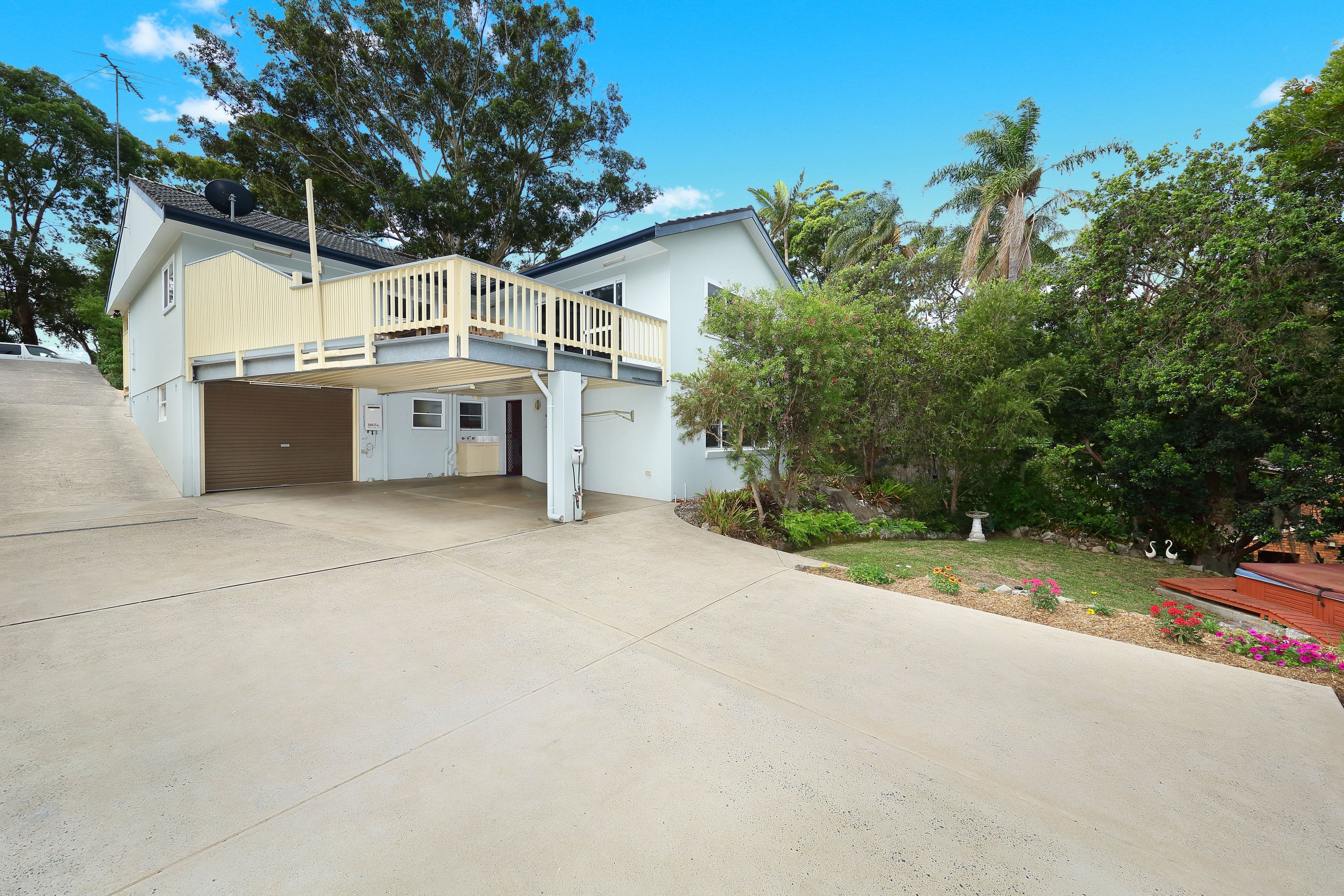 57 Valentia Avenue, Lugarno NSW 2210, Lugarno - Thumbnail 8