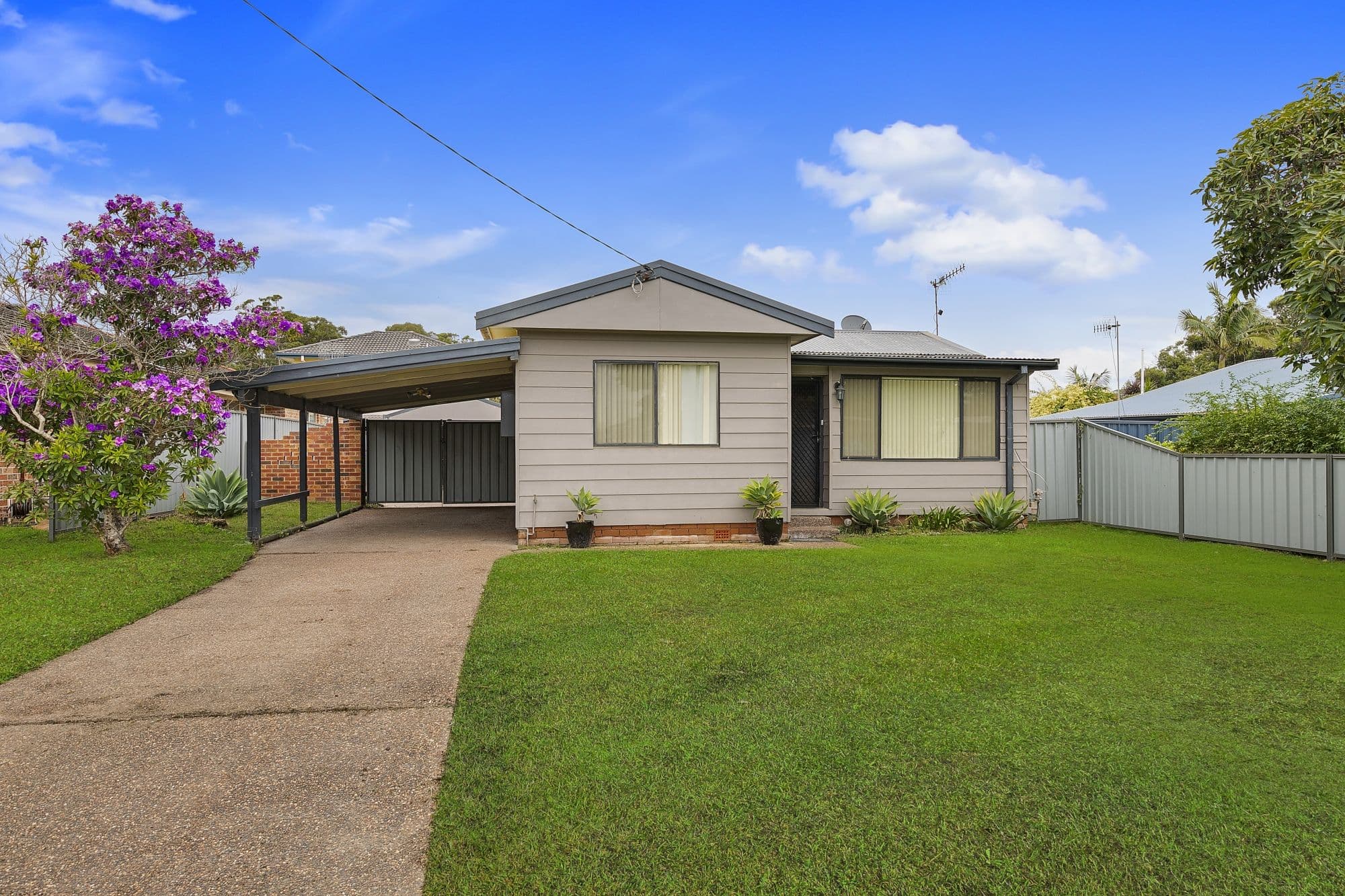 22 Gregory Street, Berkeley Vale - Thumbnail 2