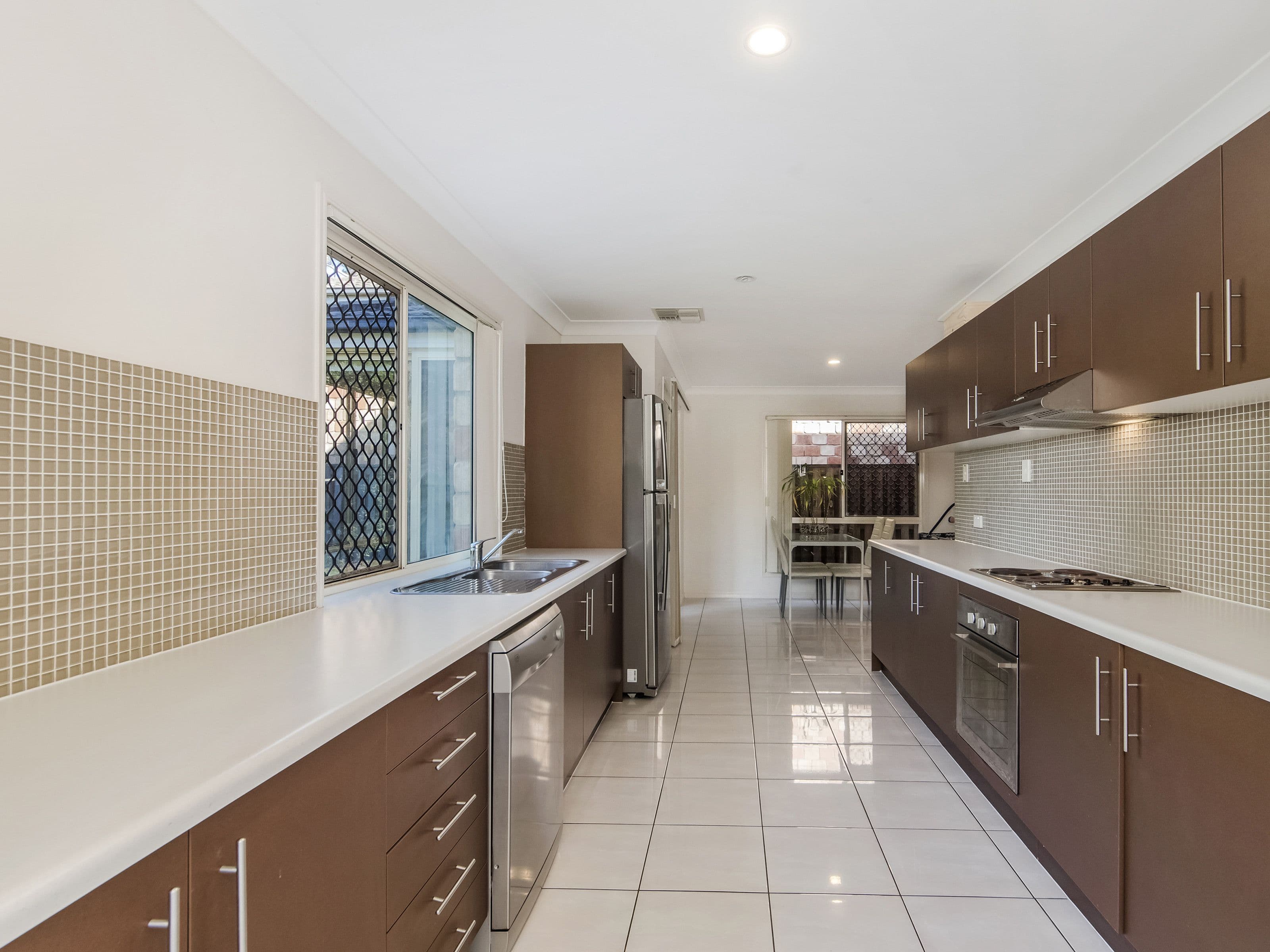 8 Eliena Way, Upper Coomera QLD 4209, Upper Coomera - Thumbnail 8
