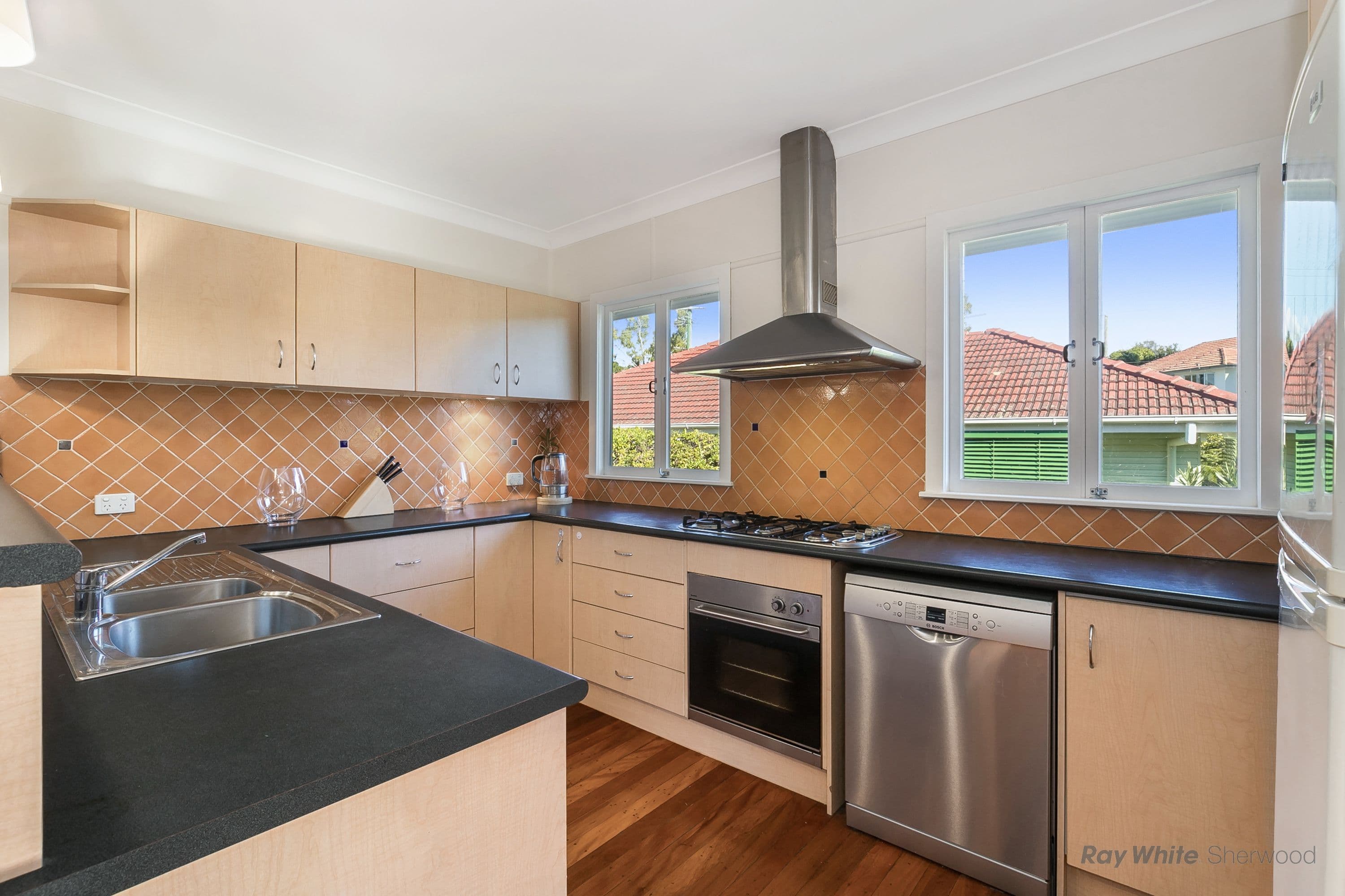 41 Beverley Hill Street, Moorooka QLD 4105, Moorooka - Thumbnail 3