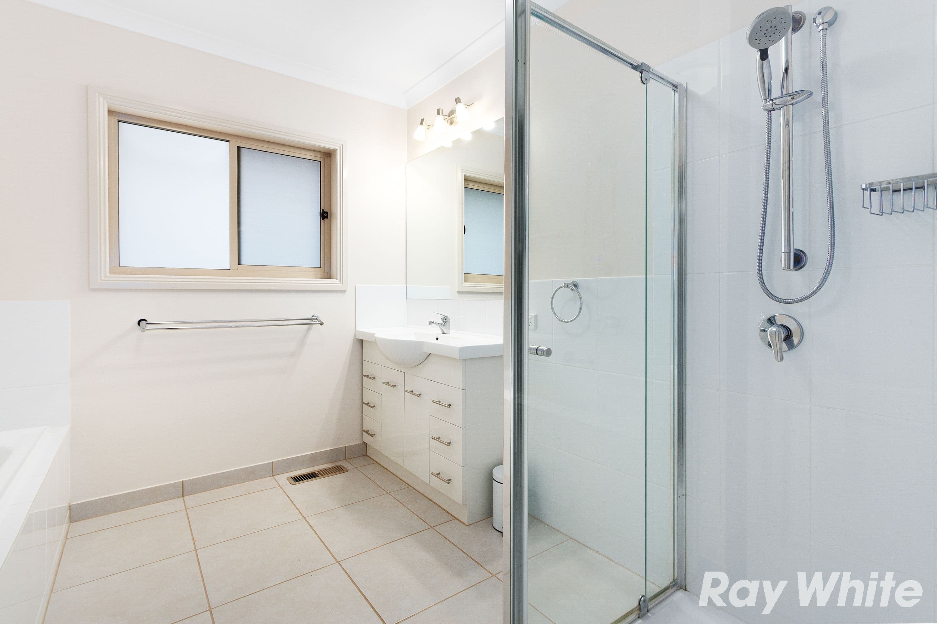 14 Orion Court, Warragul VIC 3820, Warragul - Thumbnail 7