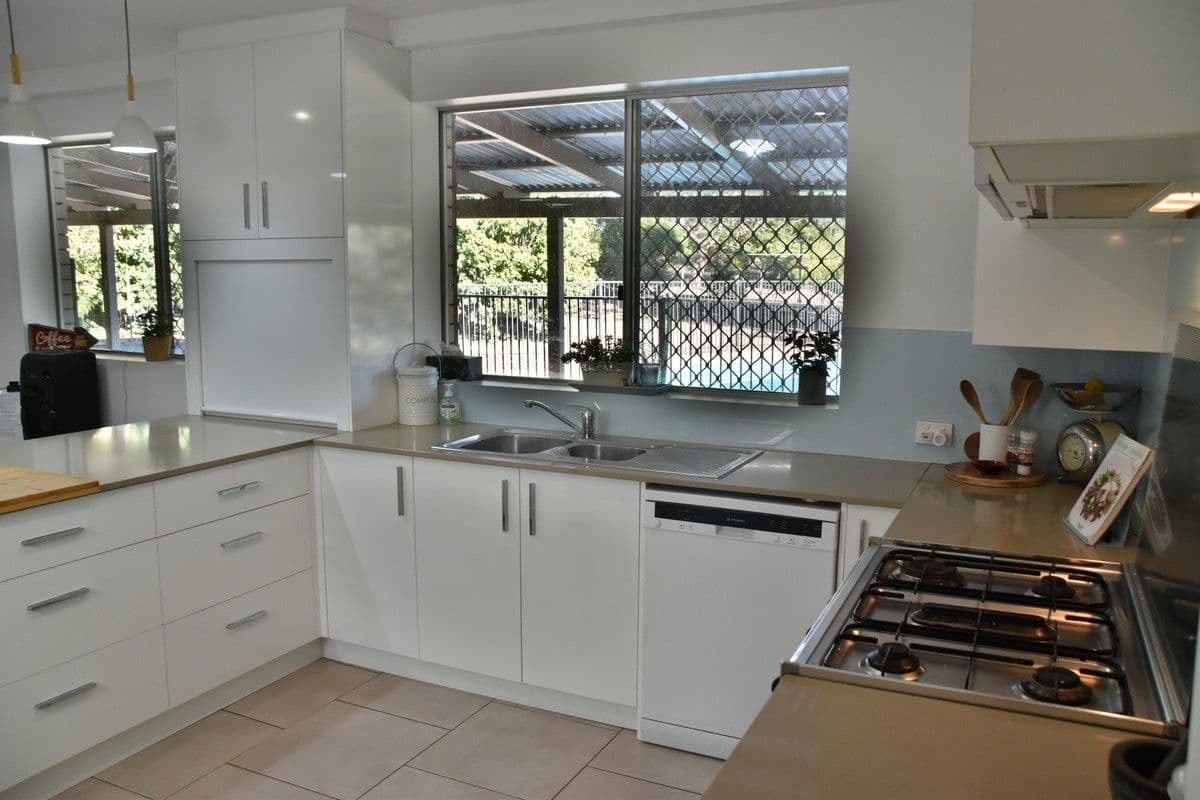 38 Glider Road, Gleneagle QLD 4285, Gleneagle - Thumbnail 8