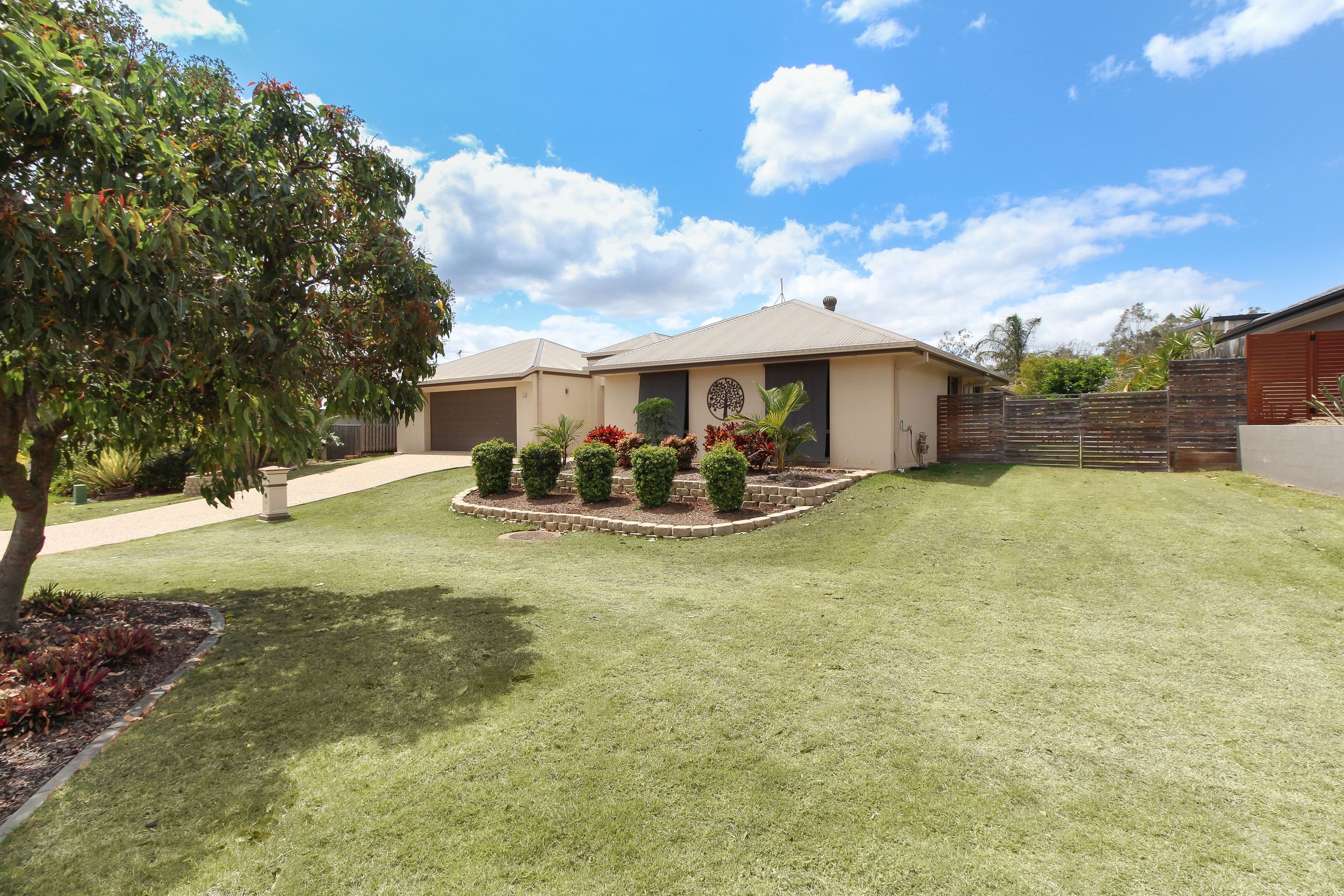 10 Pelagian Street, Augustine Heights QLD 4300, Augustine Heights - Thumbnail 2