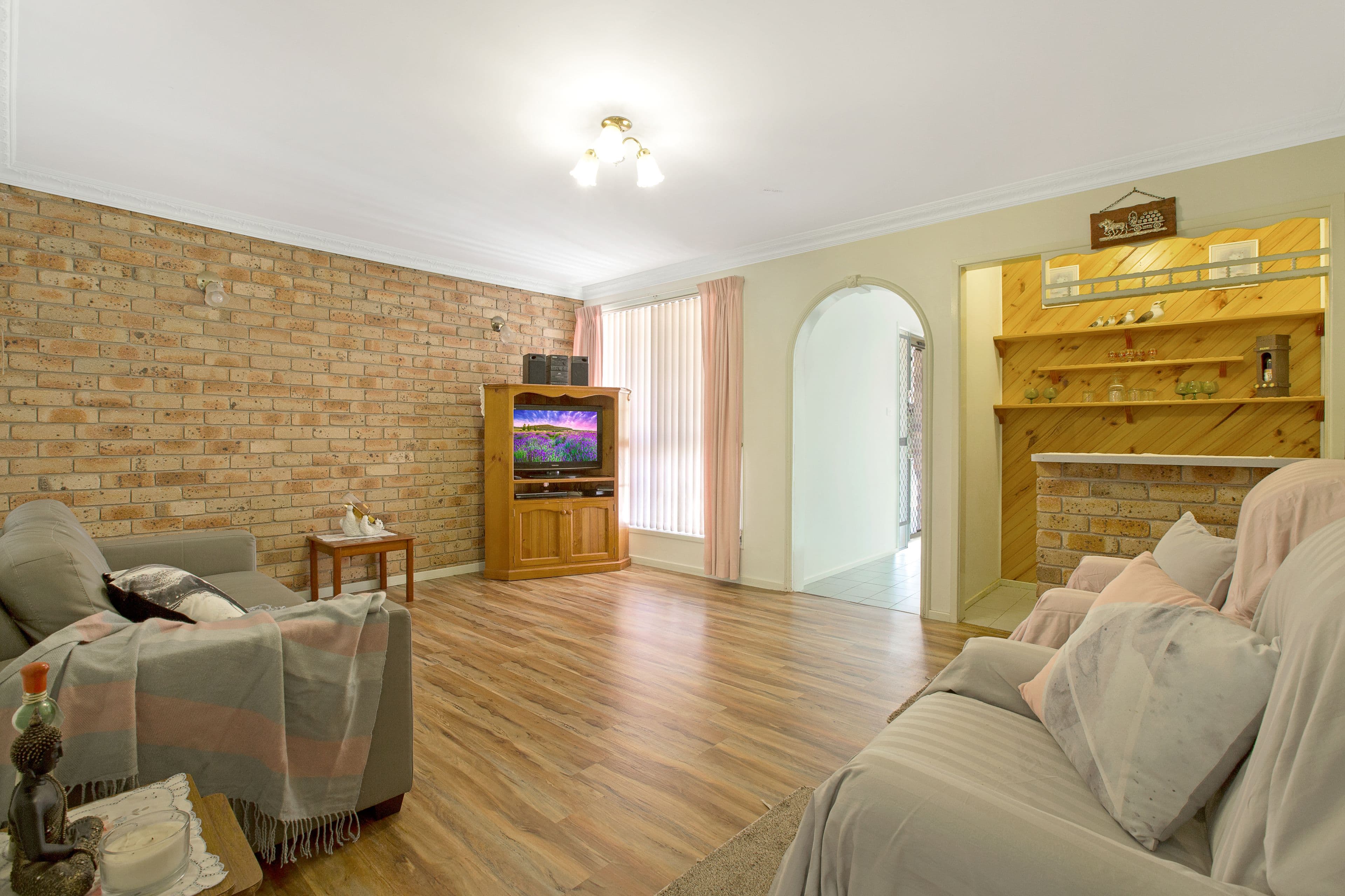 11 Mullumbimby Close, Tamworth NSW 2340, Tamworth - Thumbnail 2