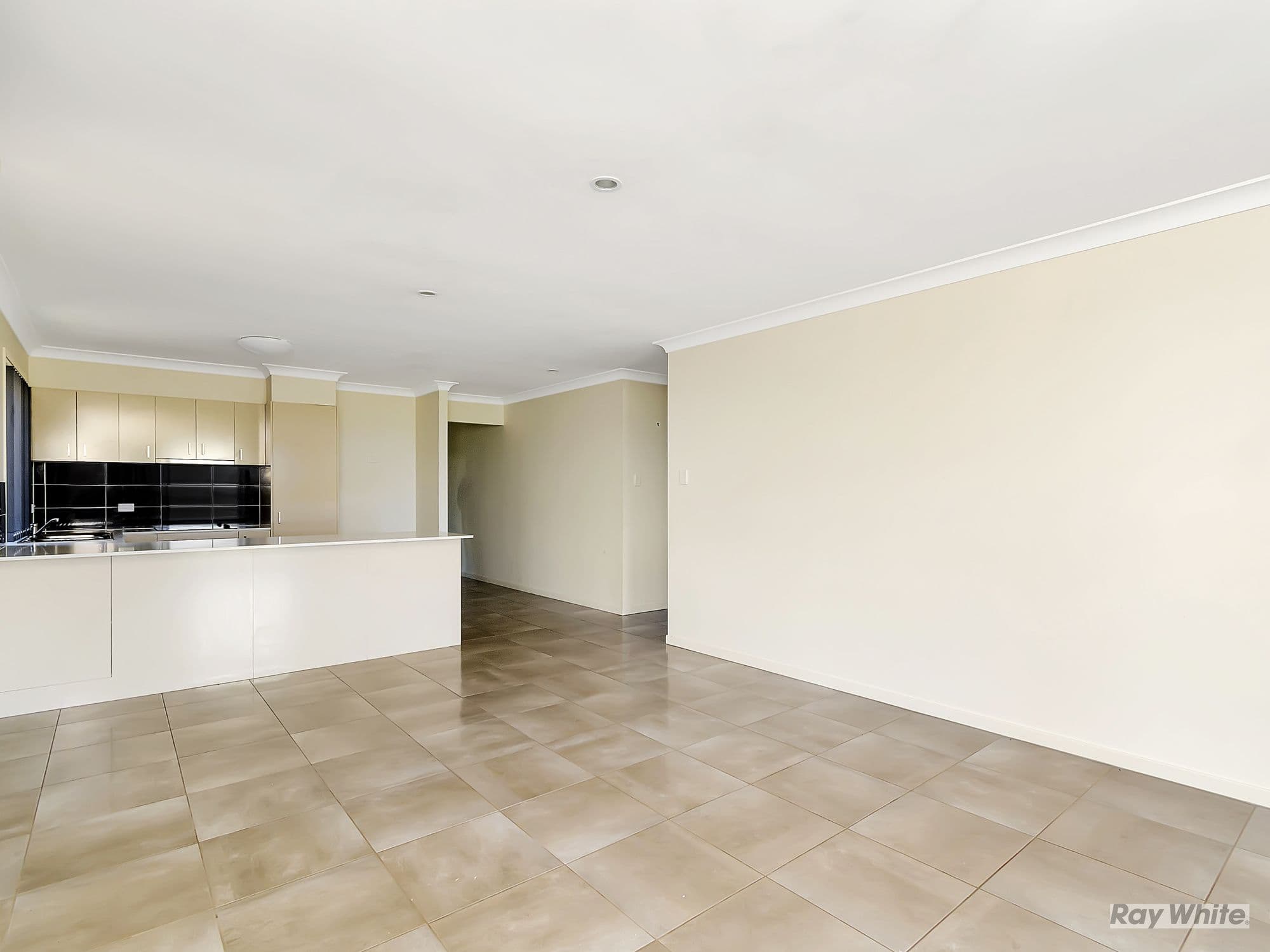 22 Phoebe Way, Gleneagle QLD 4285, Gleneagle - Thumbnail 4