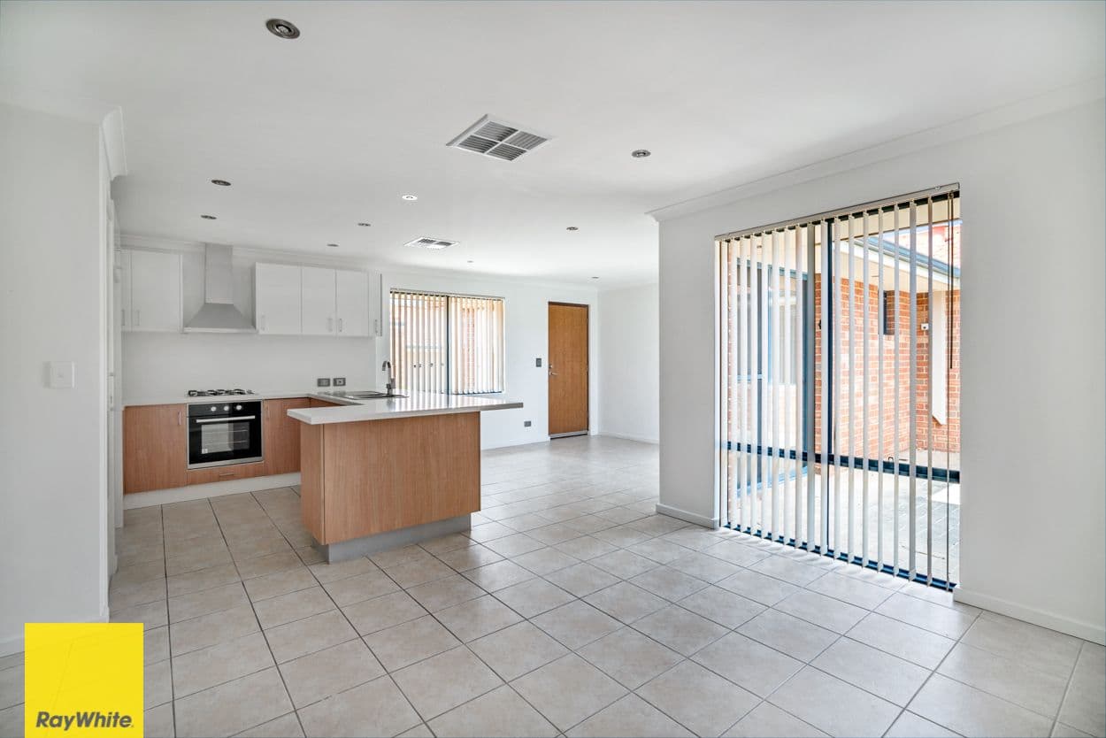39 Brookside Gardens, Caversham WA 6055, Caversham - Thumbnail 4