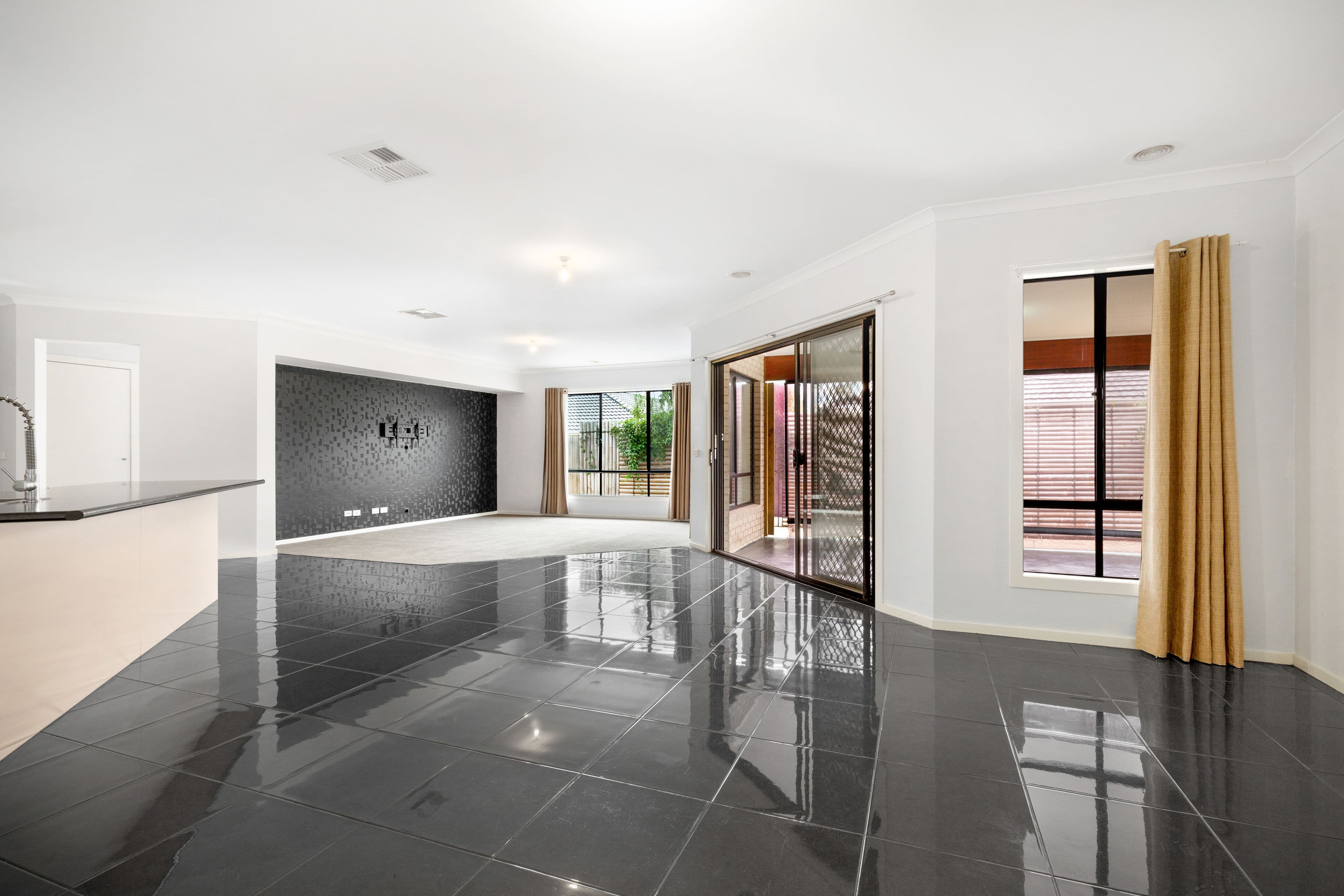 2 Bronte Court, Drouin VIC 3818, Drouin - Image 1