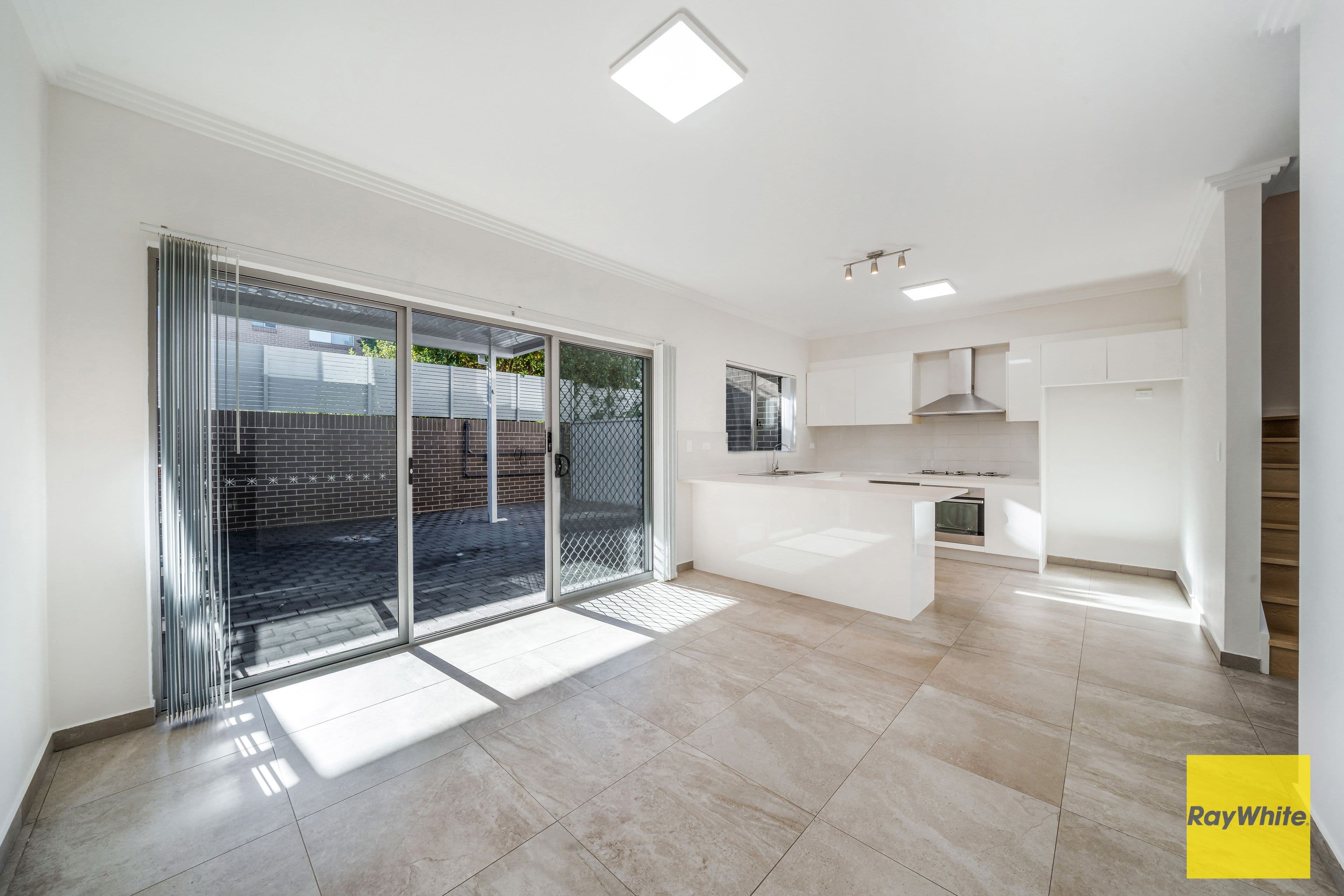28/20 Old Glenfield Road, Casula NSW 2170, Casula - Thumbnail 5