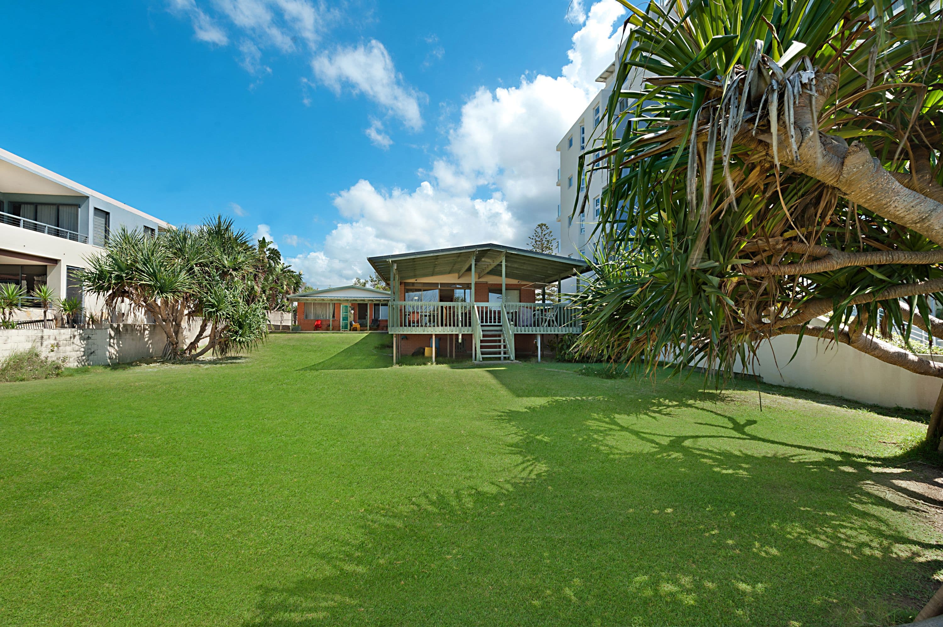 349 Golden Four Drive, Tugun QLD 4224, Tugun - Thumbnail 2