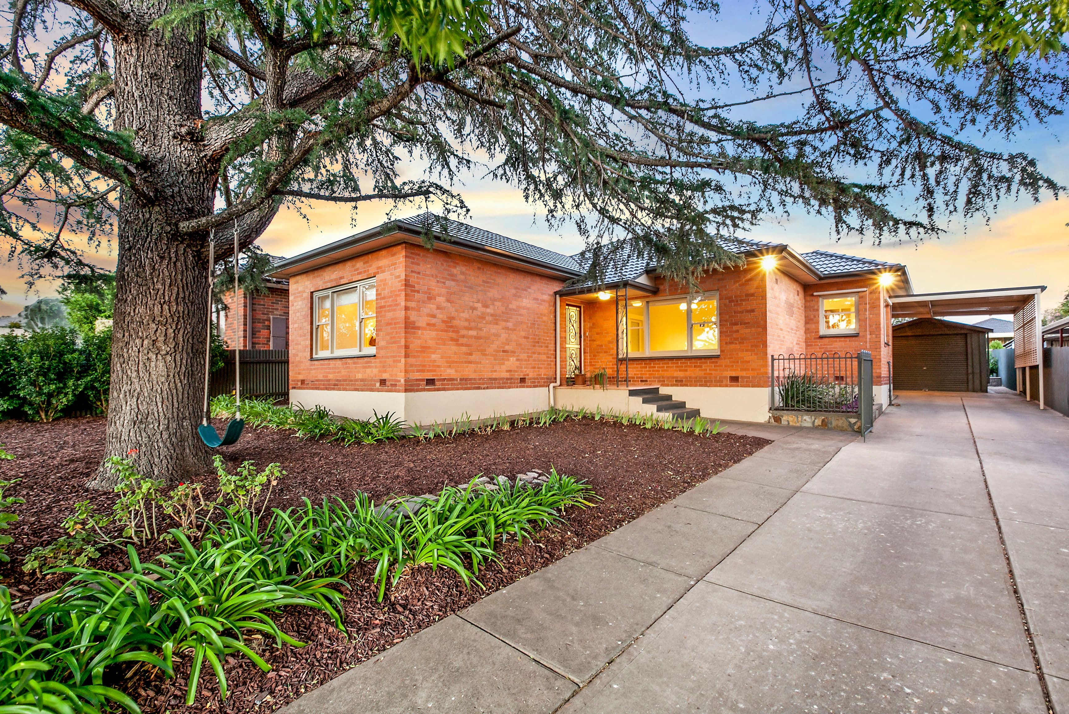 26 Hillsea Avenue, Clearview SA 5085, Clearview - Thumbnail 2