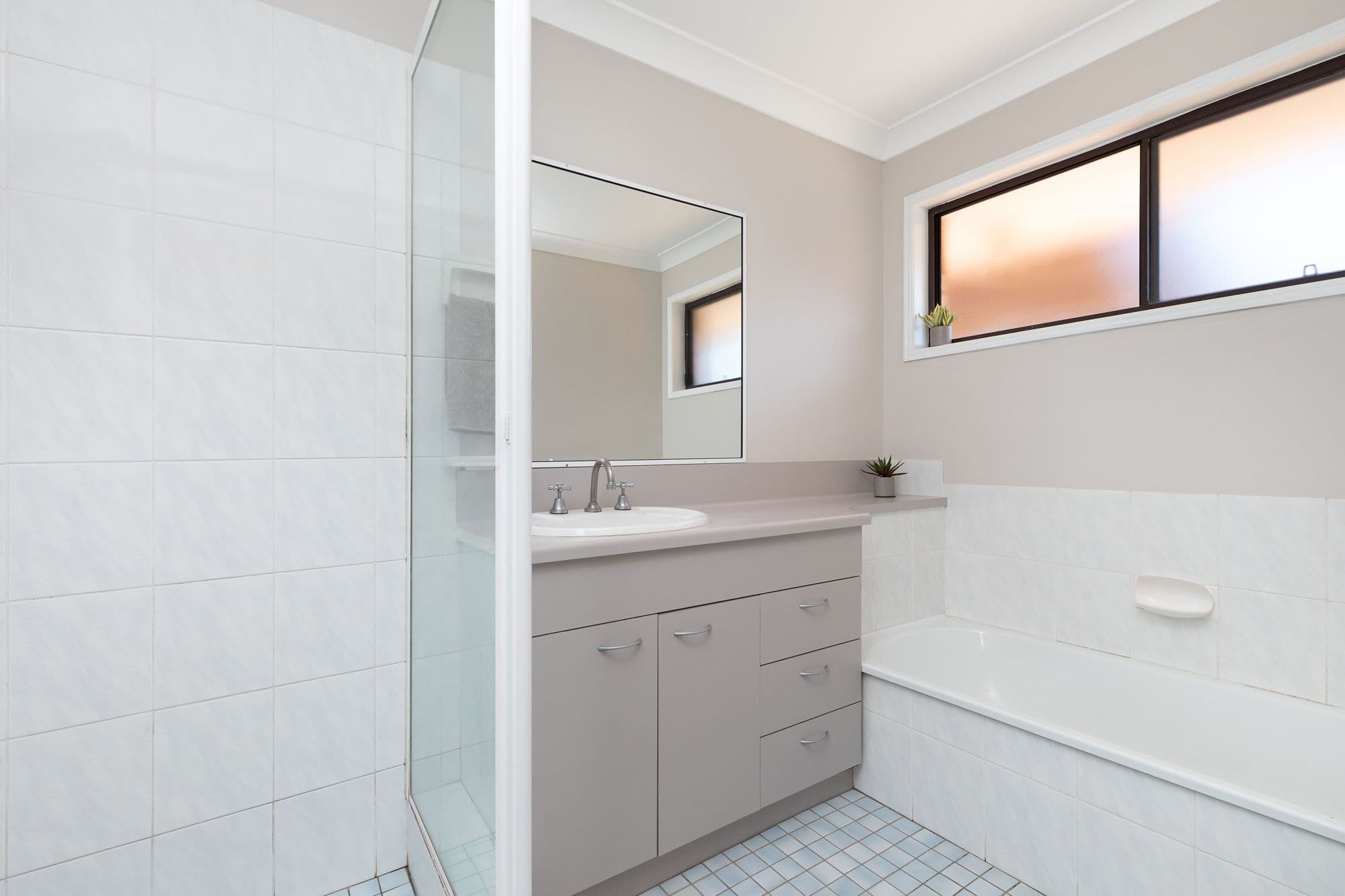 111 Kilmorey Street, Carindale QLD 4152, Carindale - Thumbnail 8