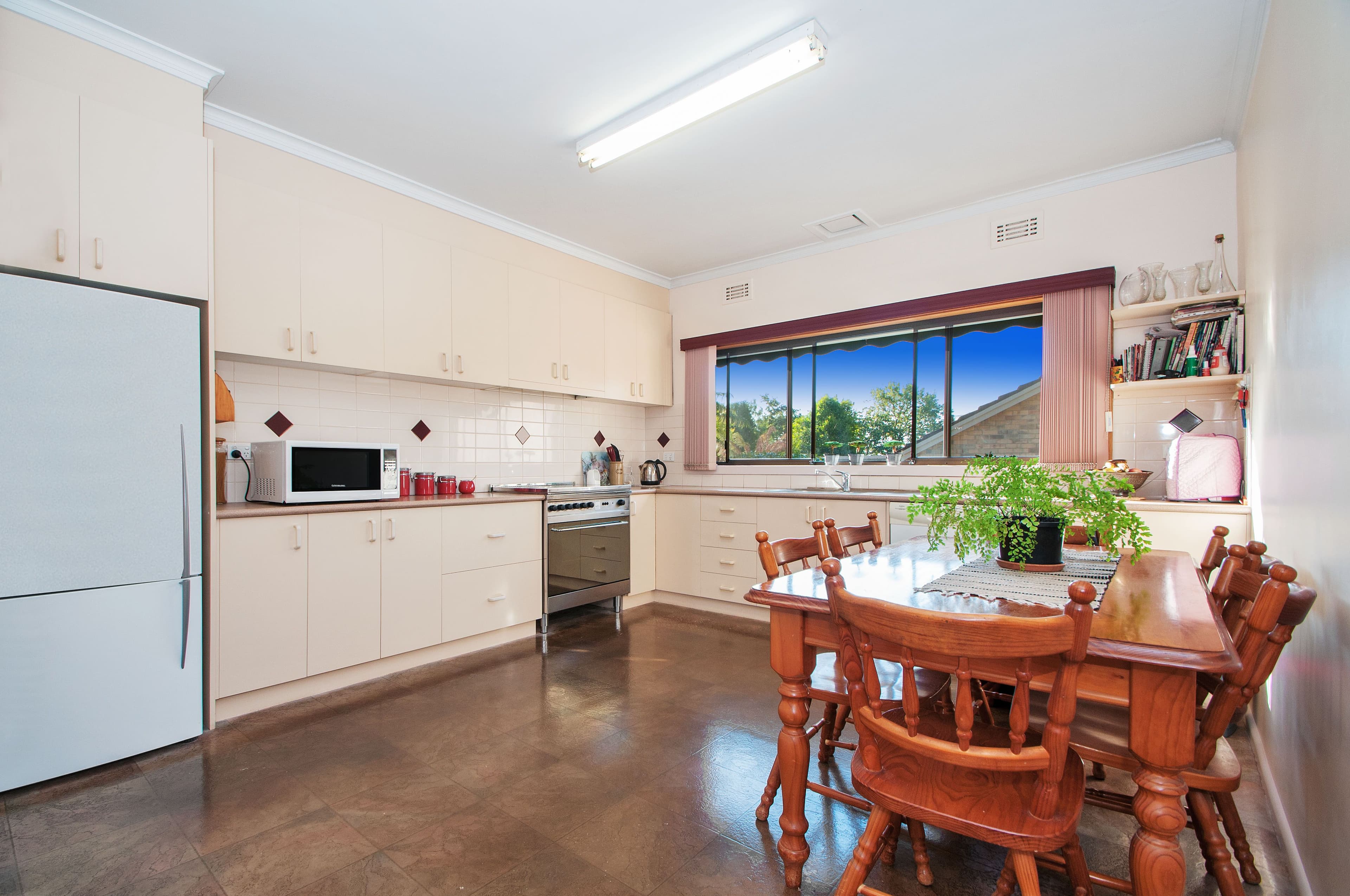 25 Victoria Road, Chirnside Park VIC 3116, Chirnside Park - Thumbnail 3
