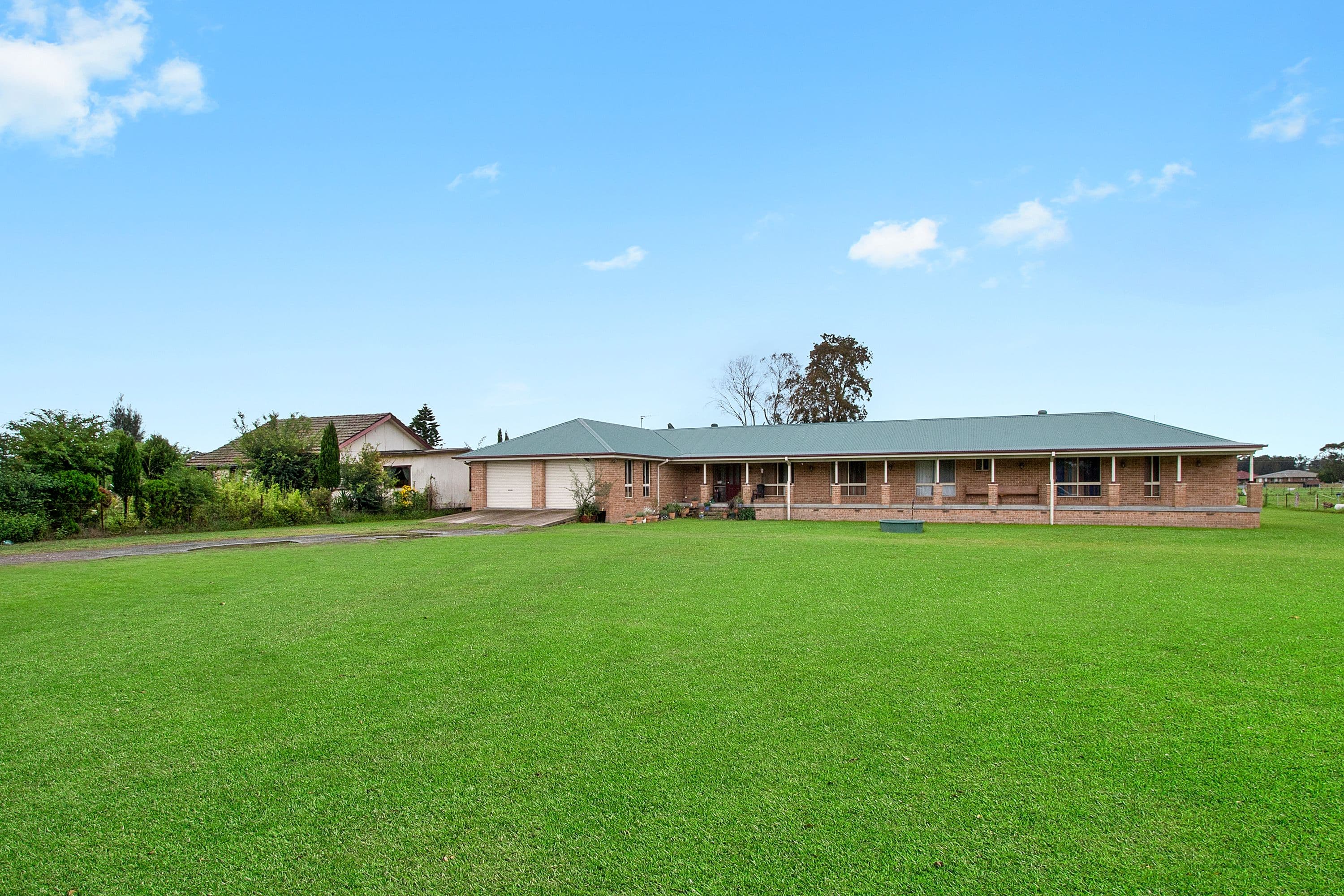 403 ERROR, Schofields - Image 1