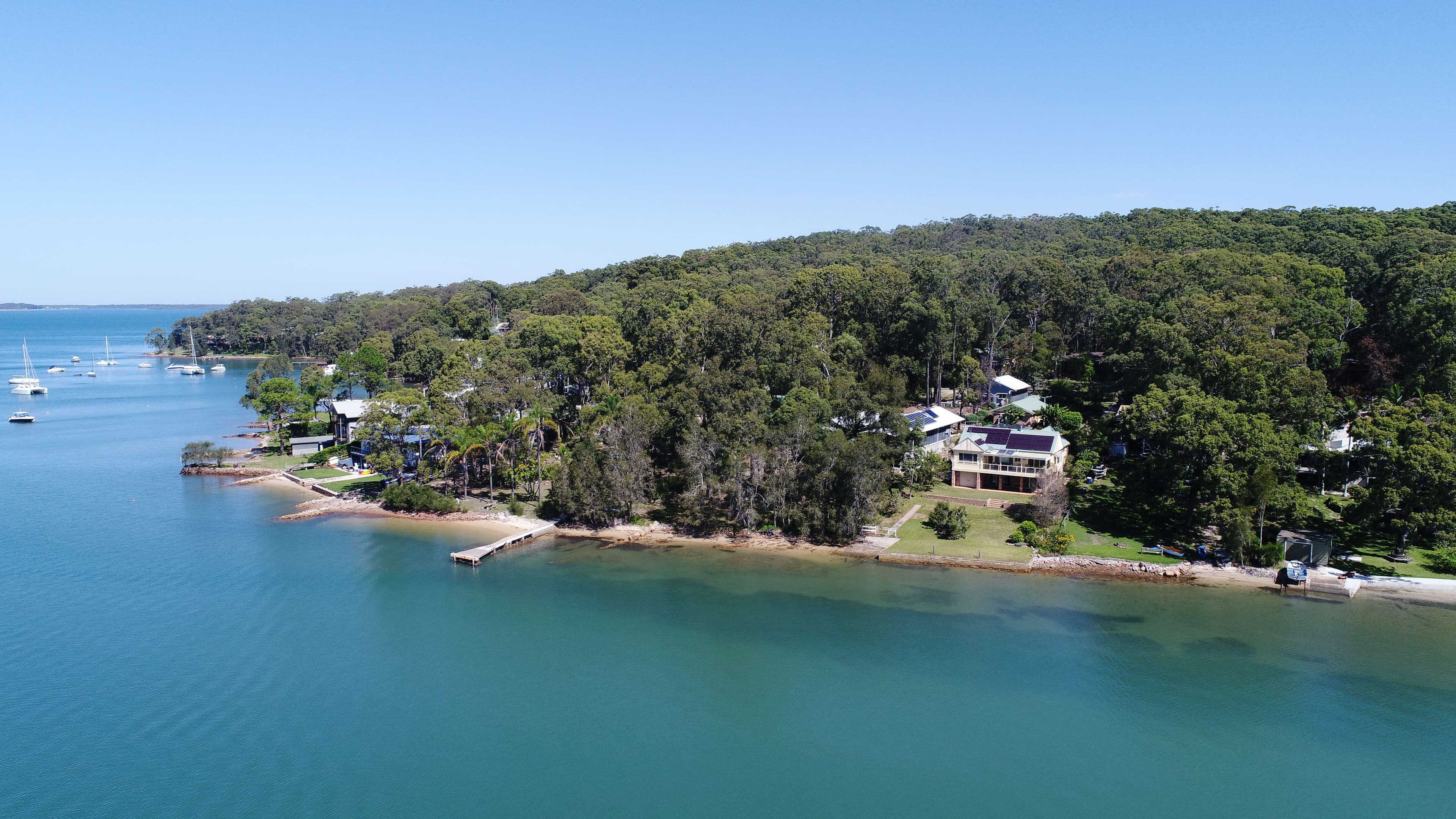 88 Cove Boulevard, North Arm Cove - Thumbnail 3