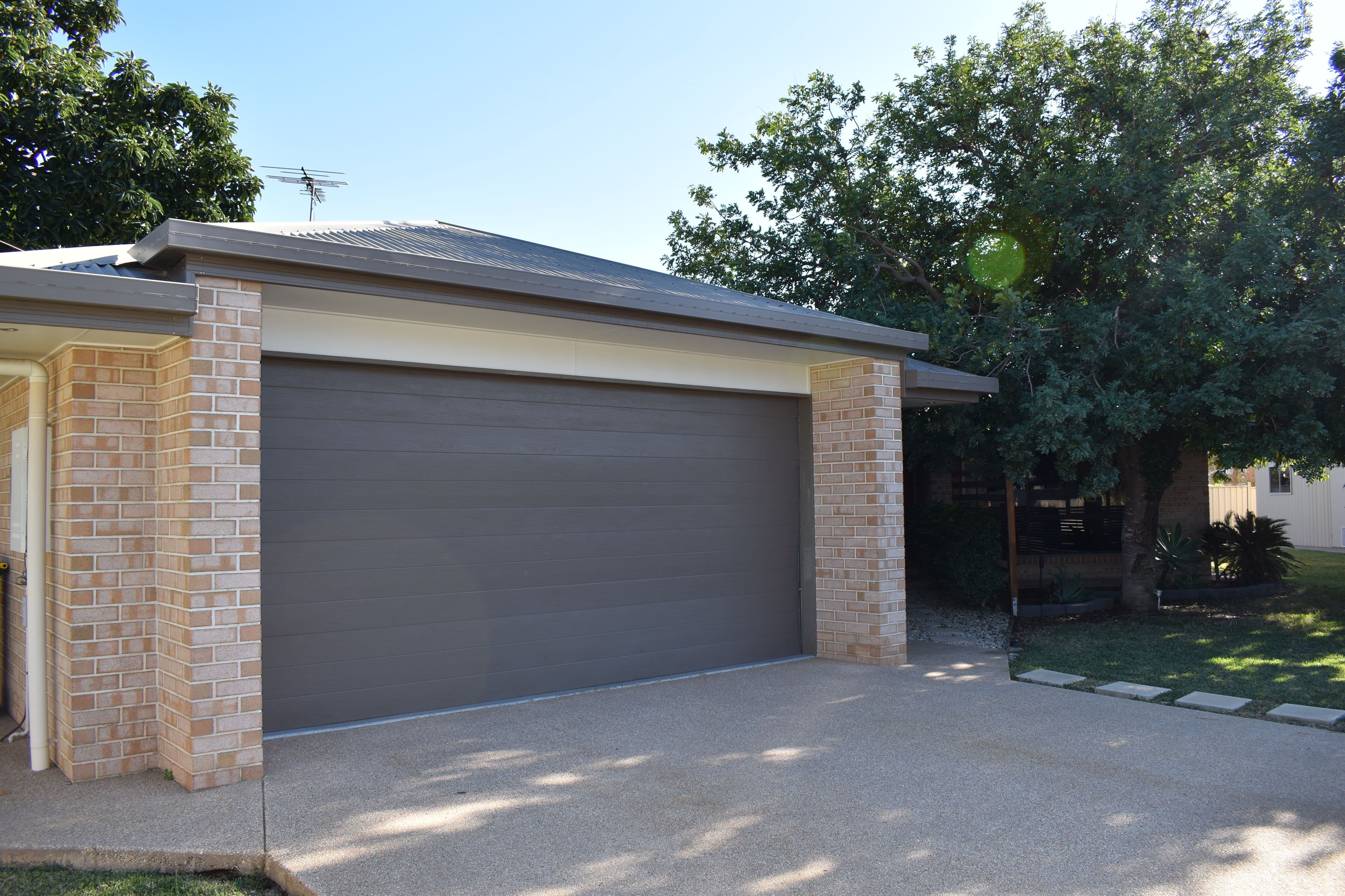 12 Joel Ernest Drive, Emerald QLD 4720, Emerald - Thumbnail 2