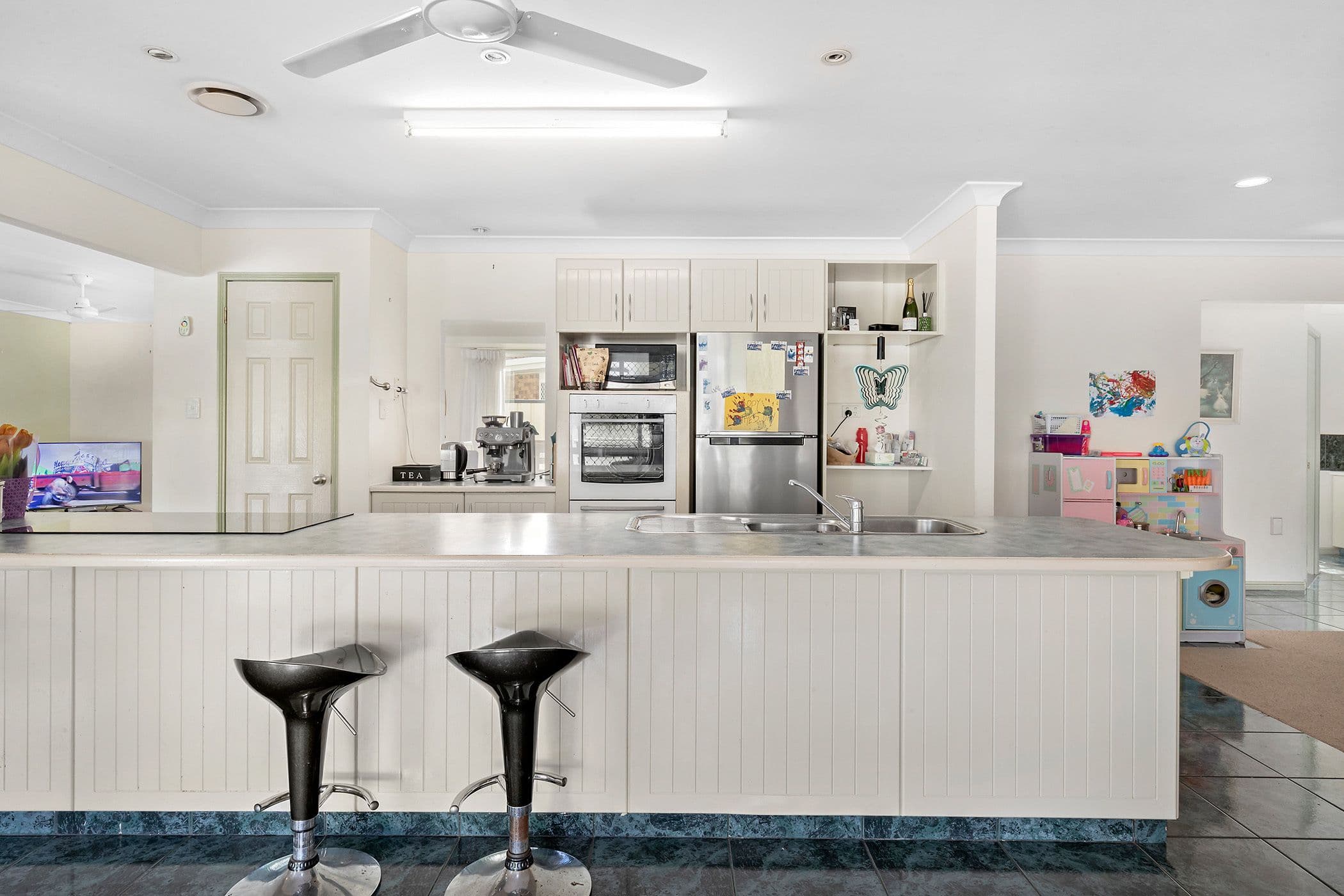 1 Bow Court, Banksia Beach QLD 4507, Banksia Beach - Thumbnail 4