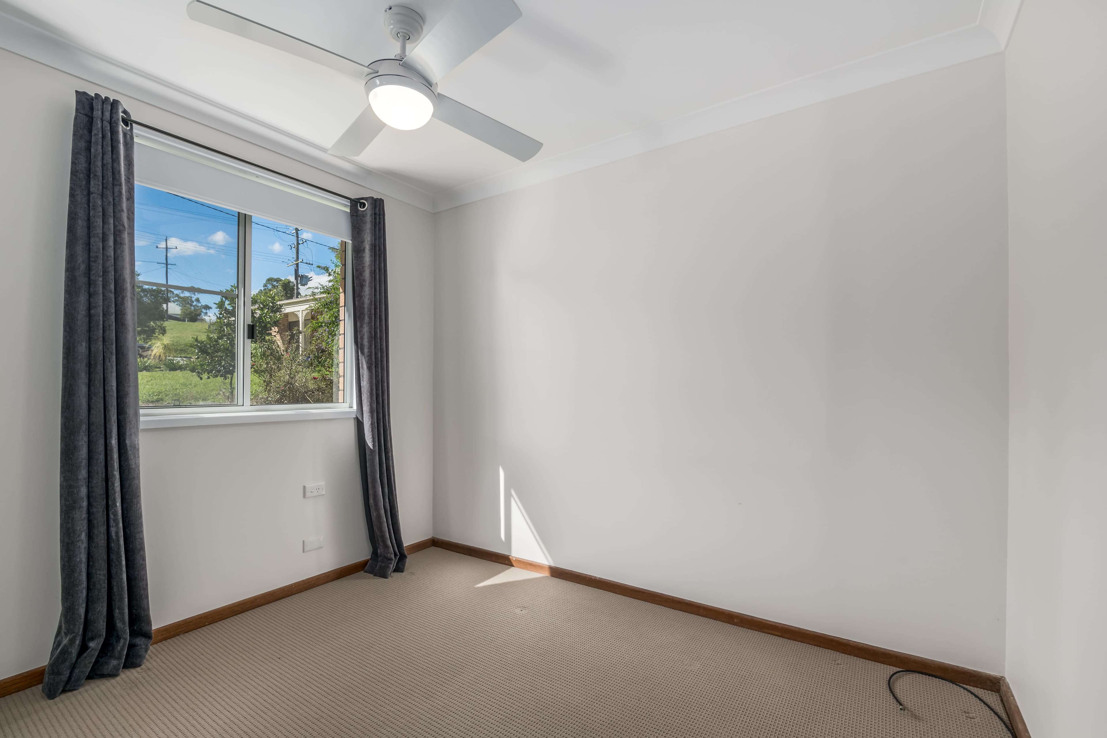 6 Reidsdale Road, Stroud Road - Thumbnail 6