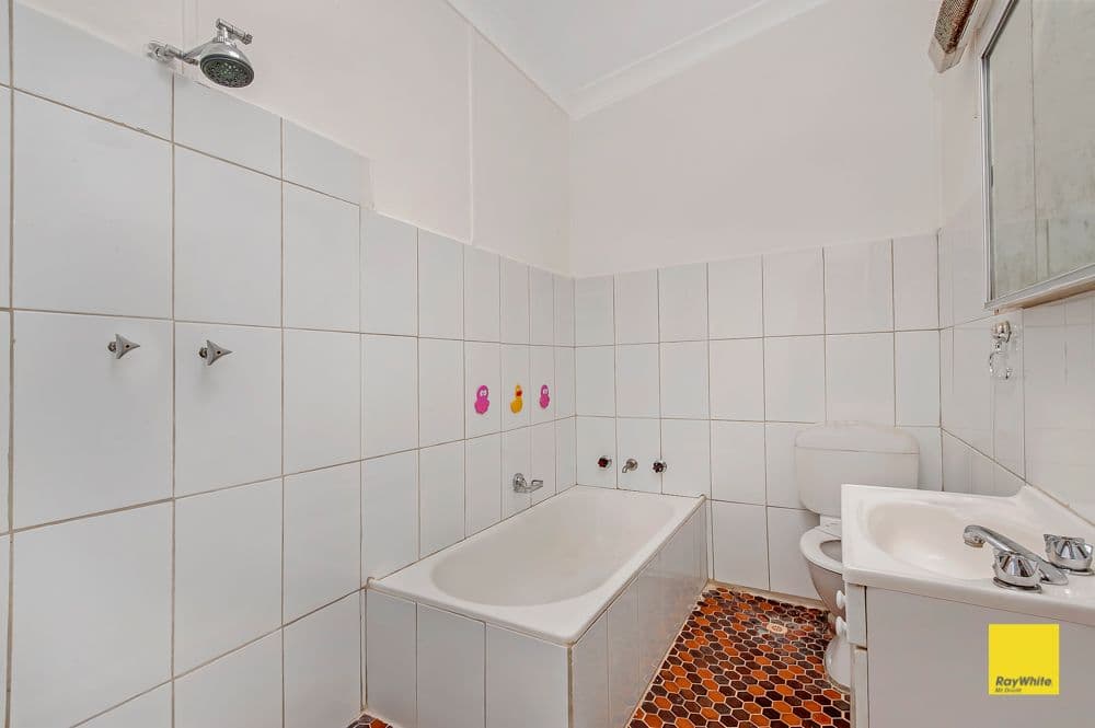 374 Luxford Road, Lethbridge Park - Thumbnail 3
