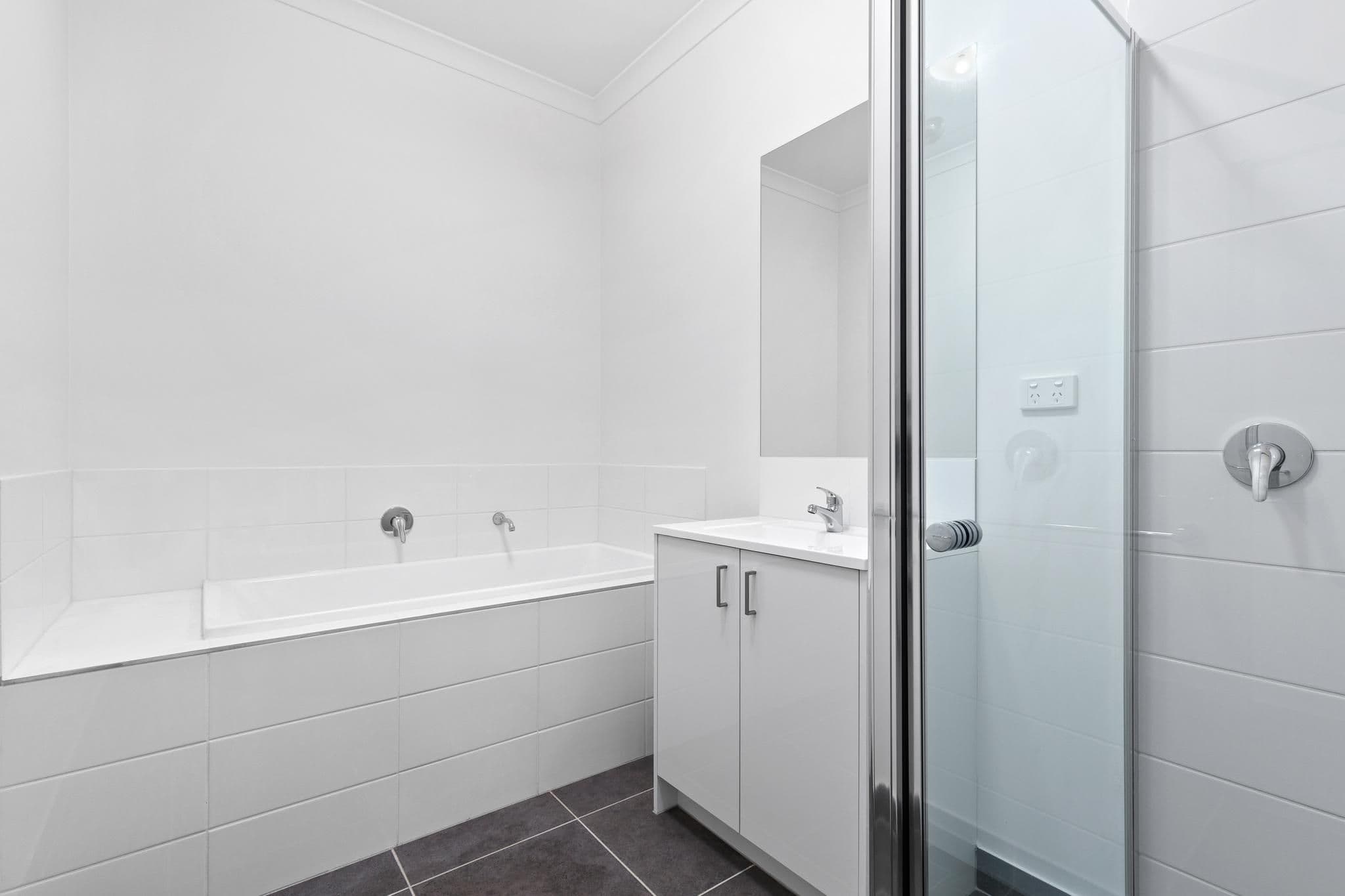 32 O'Brien Parade, Pakenham VIC 3810, Pakenham - Thumbnail 7