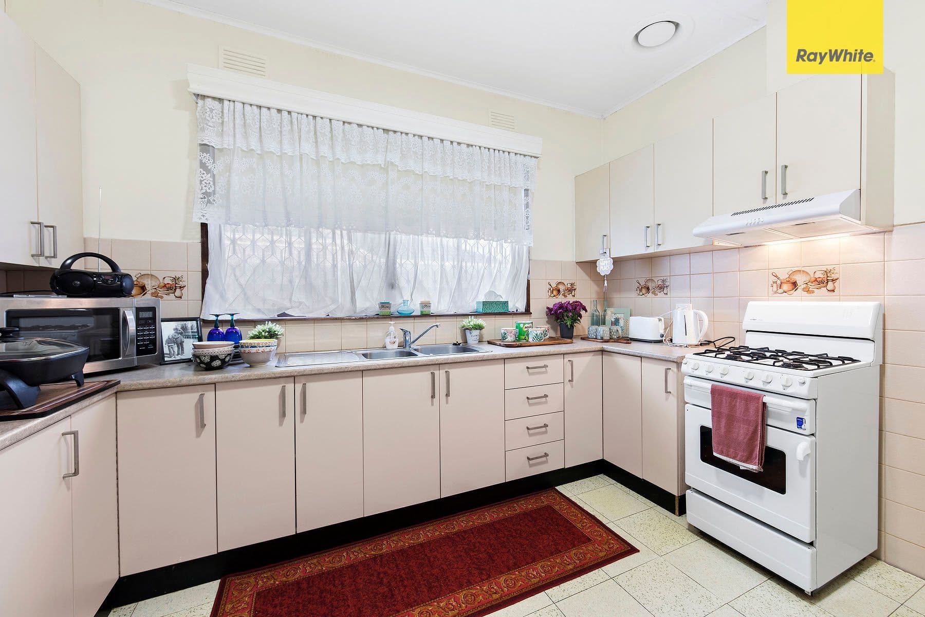 63 Collins Street, St Albans VIC 3021, St Albans - Thumbnail 4