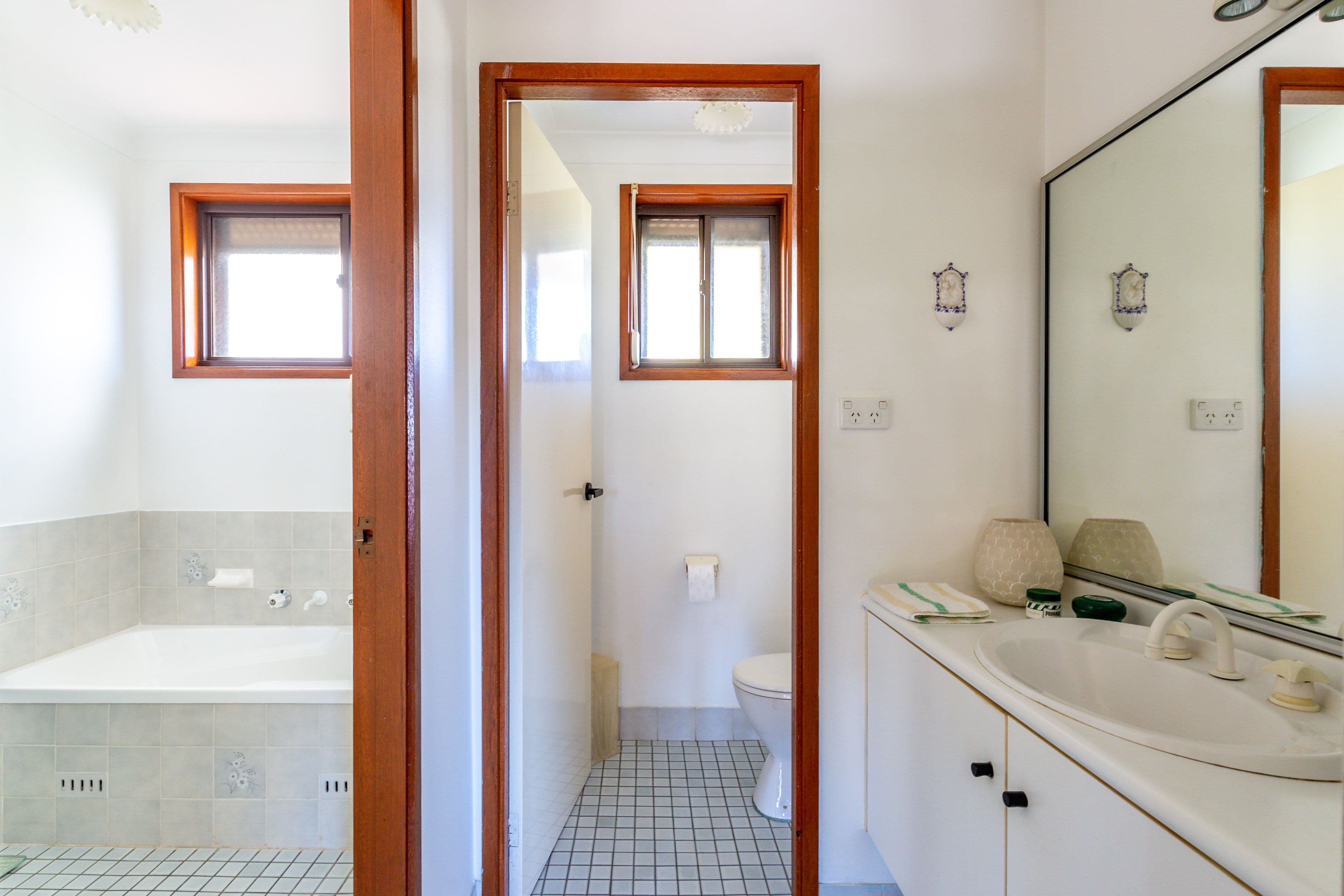 2 Bates Place, Doonside - Thumbnail 4