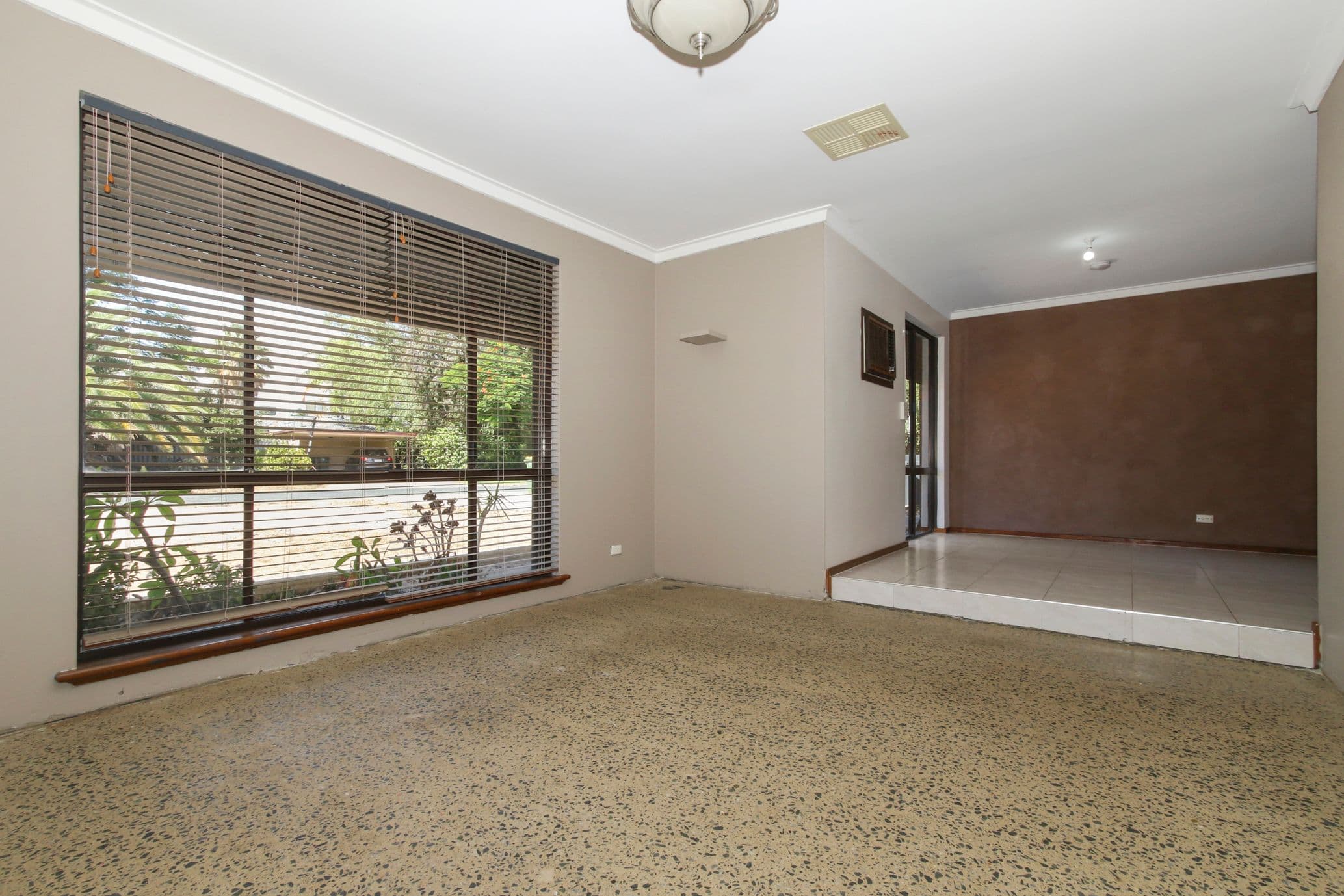 87 Agincourt Drive, Forrestfield WA 6058, Forrestfield - Thumbnail 6