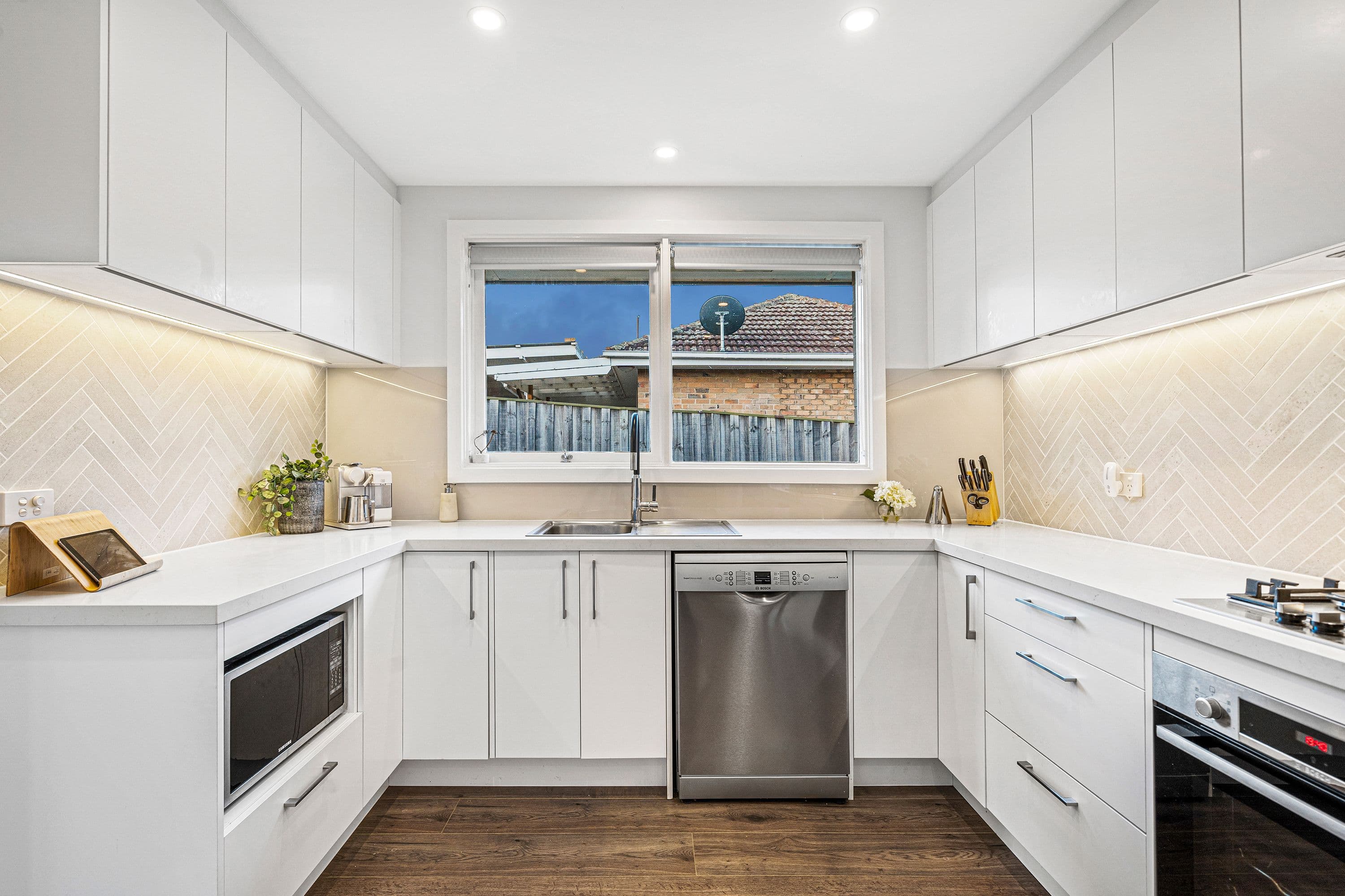 22 Phillip Avenue, Springvale VIC 3171, Springvale - Thumbnail 2