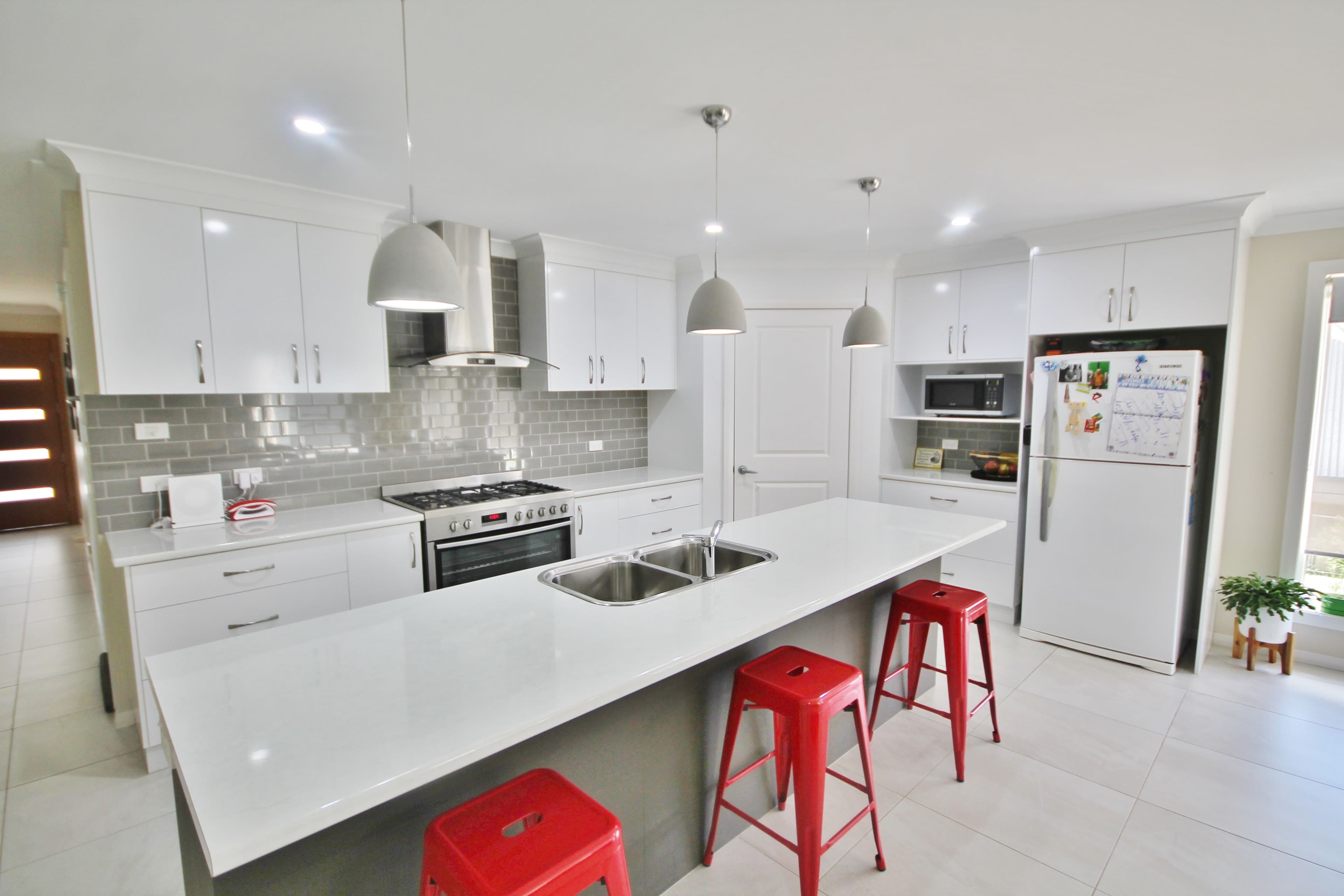 16 Orchard Street, Young - Thumbnail 4