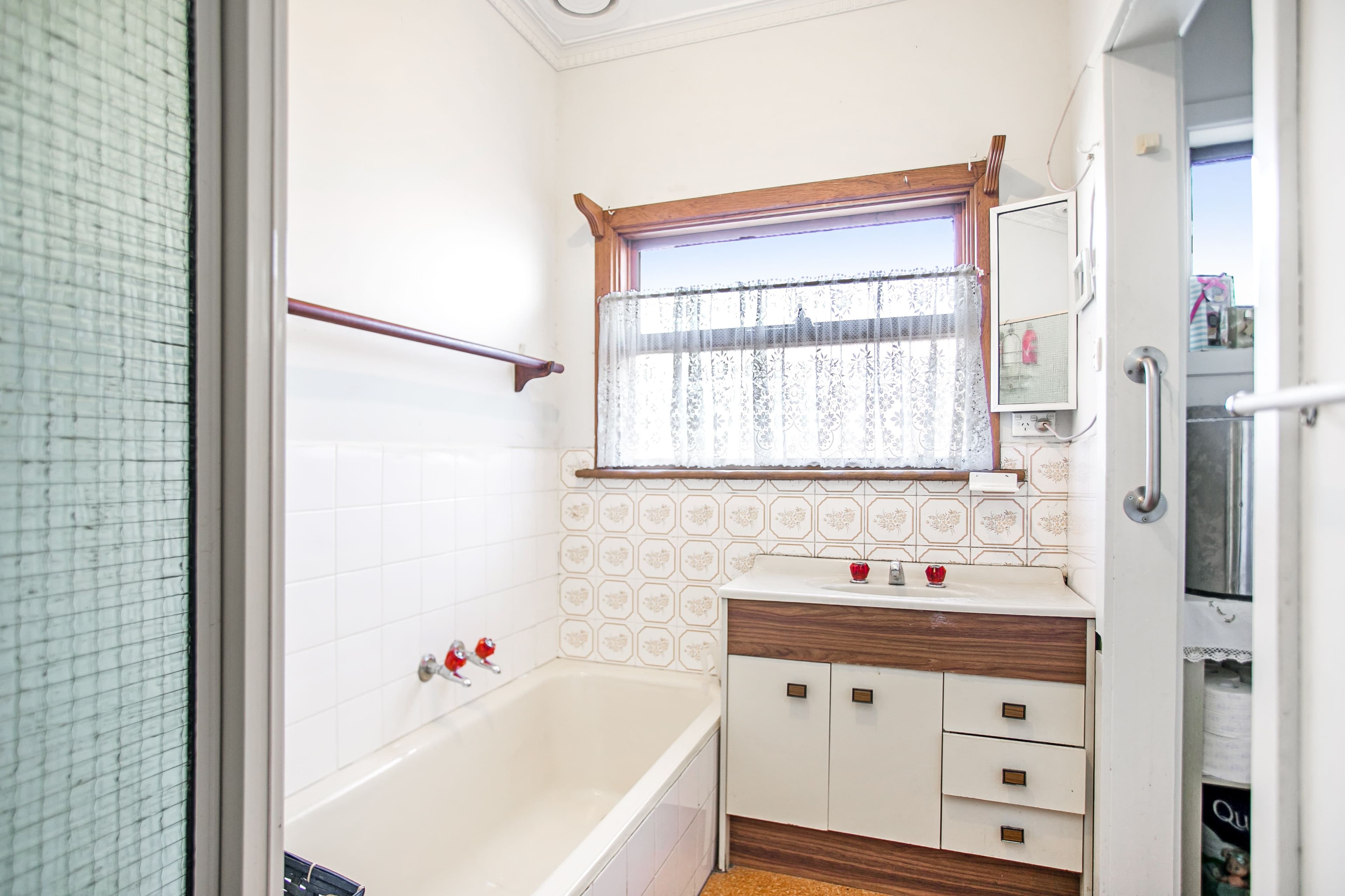 35 Finchley Avenue, Glenroy VIC 3046, Glenroy - Thumbnail 6