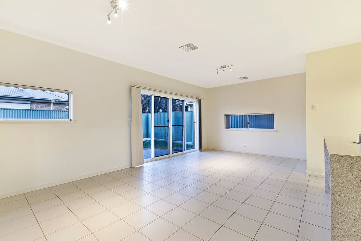 8 Sugarloaf Lane, Mawson Lakes SA 5095, Mawson Lakes - Thumbnail 8
