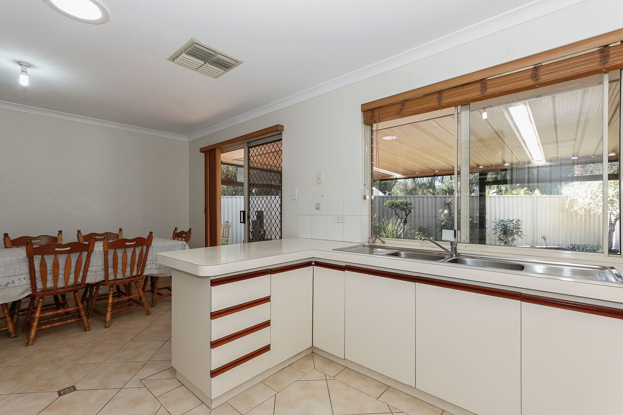 16A Drevon Place, Marangaroo WA 6064, Marangaroo - Thumbnail 5