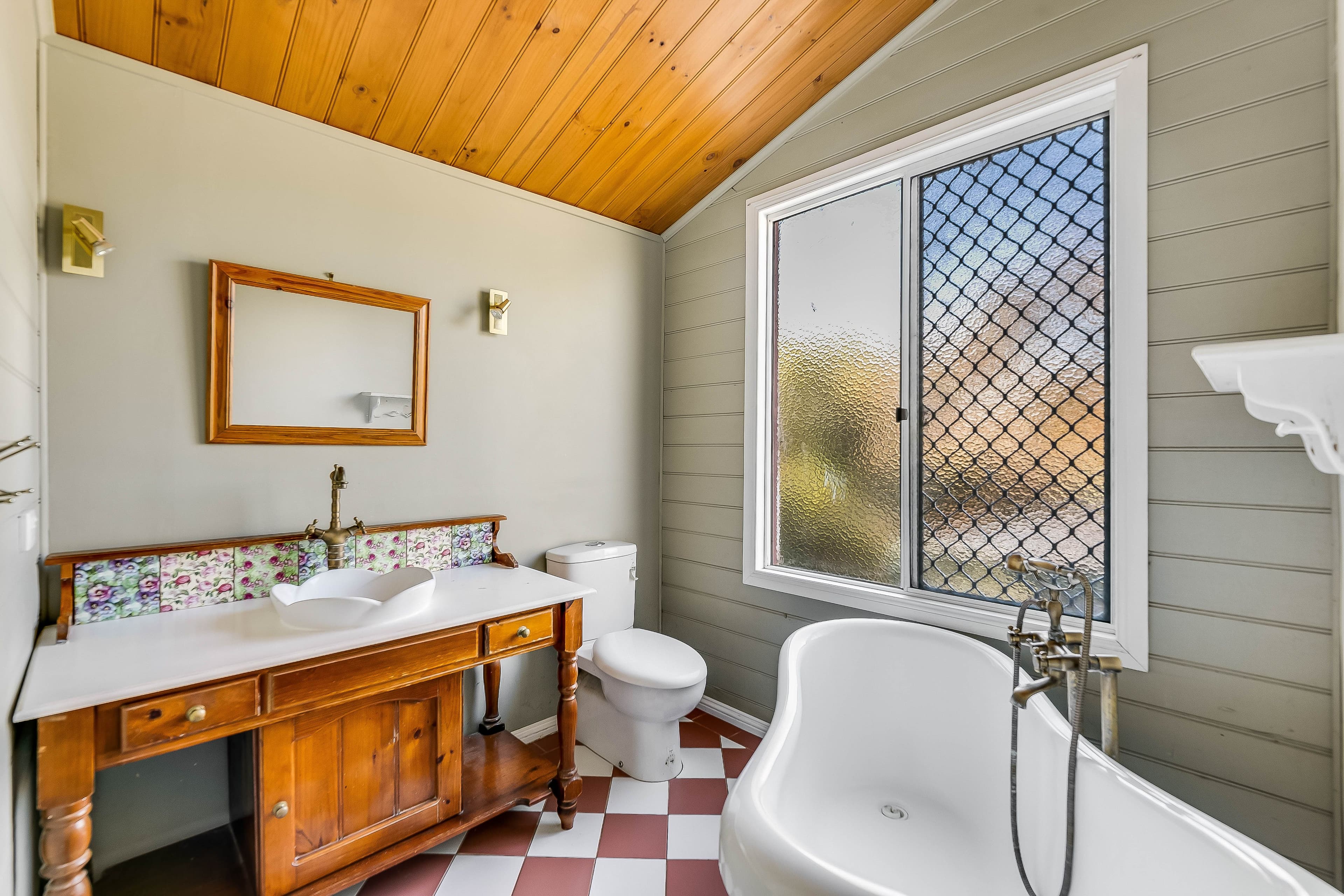 160 Drayton-Wellcamp Road, Glenvale QLD 4350, Glenvale - Thumbnail 6