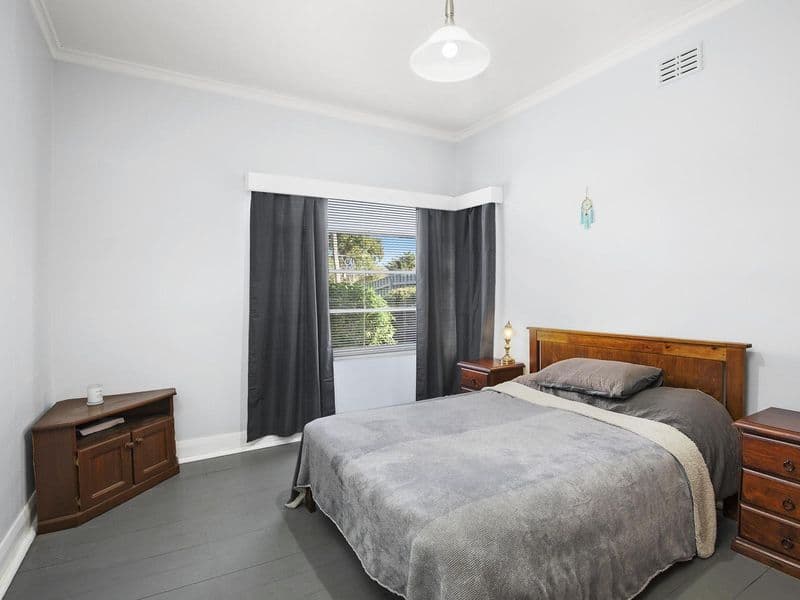 16 Baird Street, Ararat VIC 3377, Ararat - Thumbnail 7