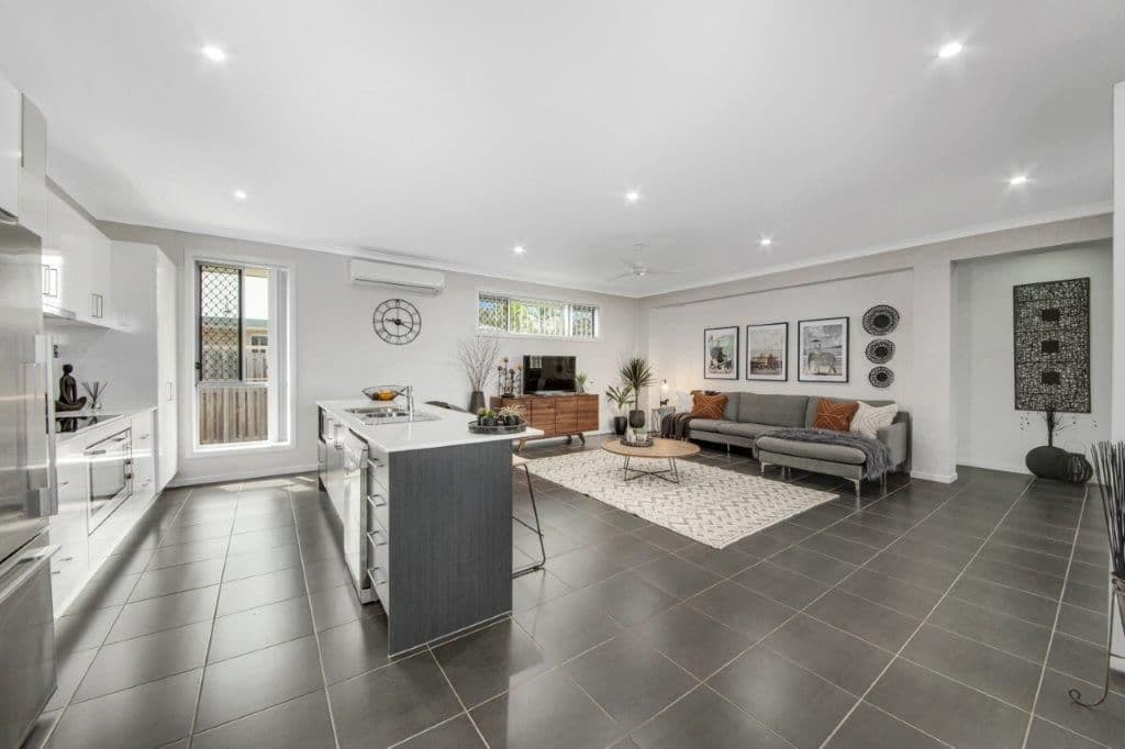 7 Kingfisher Street, New Auckland QLD 4680, New Auckland - Thumbnail 3