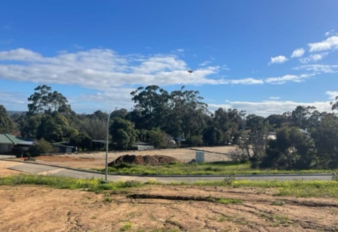 44 Arundle Avenue, Greenmount WA 6056, Greenmount - Thumbnail 3